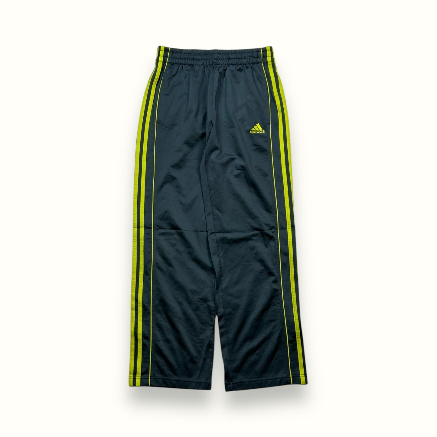 Adidas baggy track pants (S)