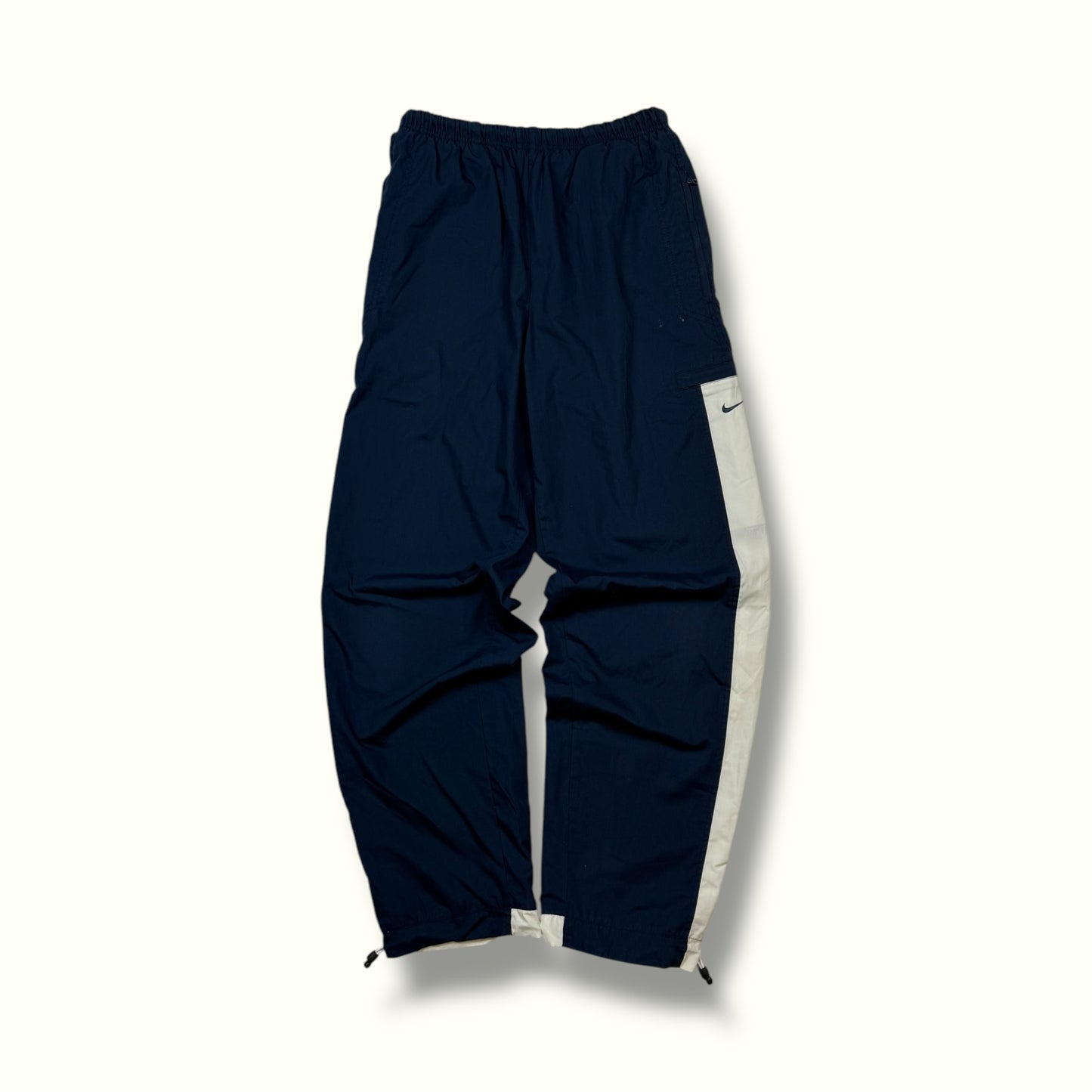 Vintage Nike baggy track pants (M)
