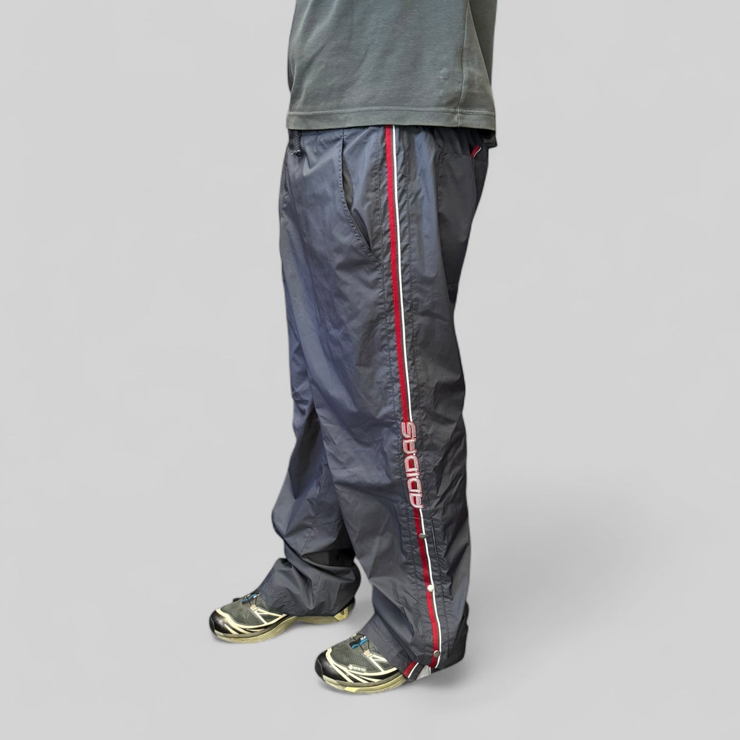 Vintage Adidas spell out baggy track pants (XL)