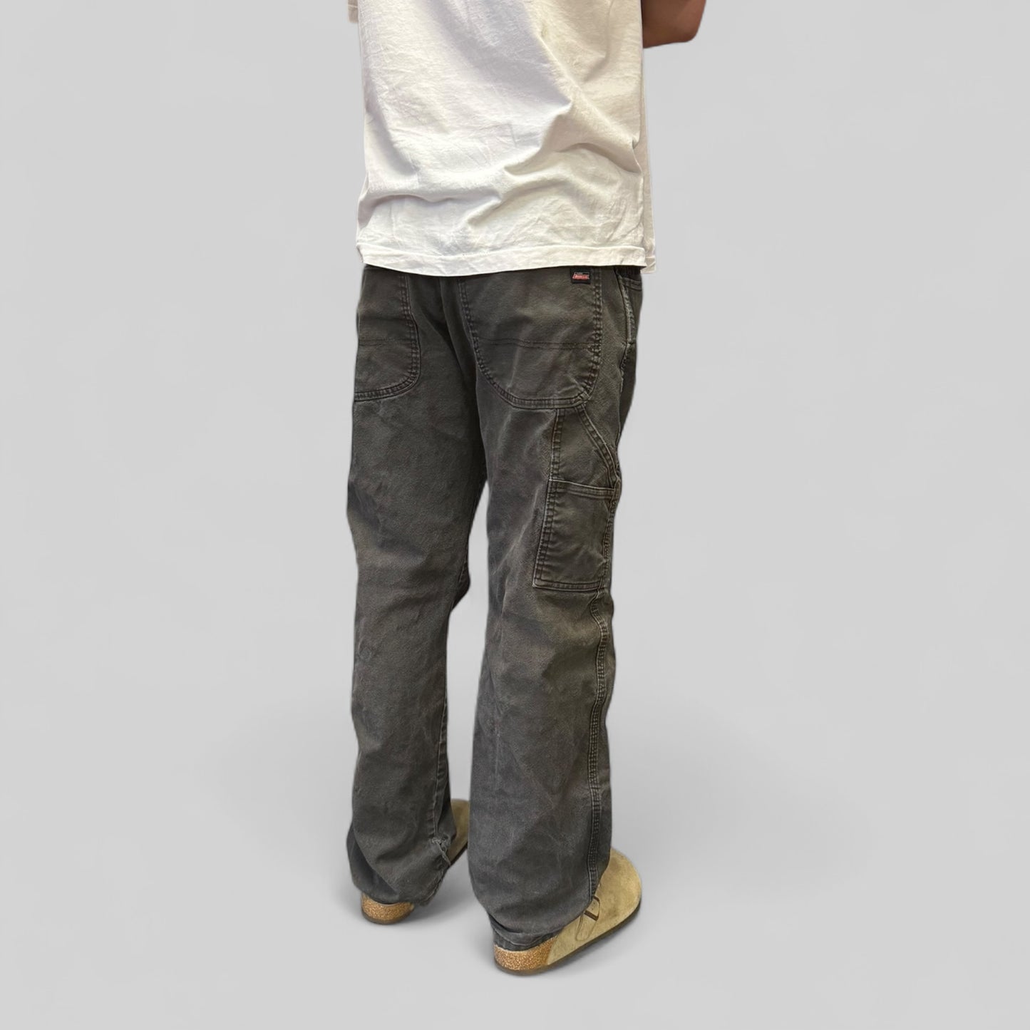 Dickies baggy carpenter pants (W33)