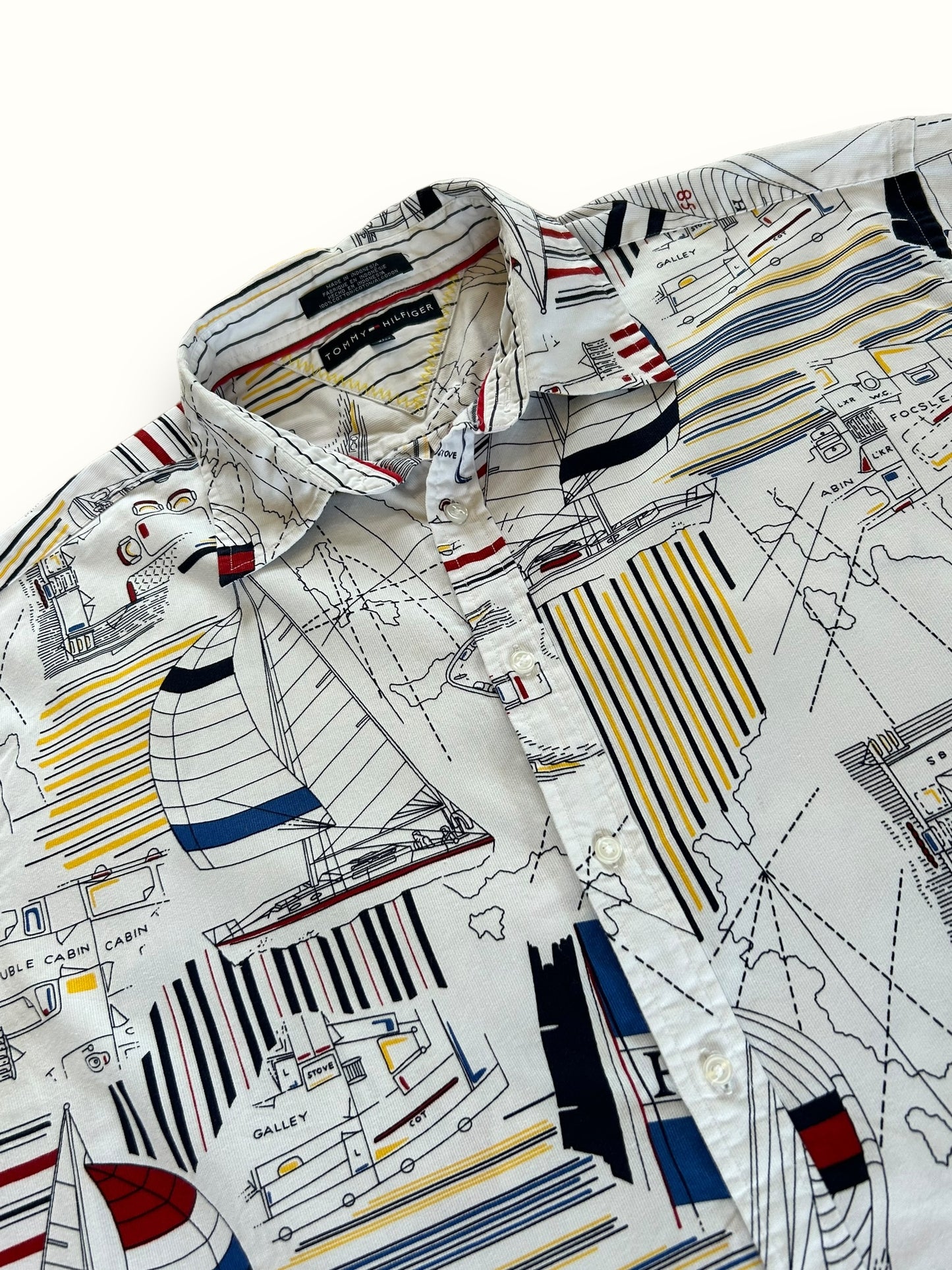 Vintage Tommy Hilfiger short sleeve shirt (XL)