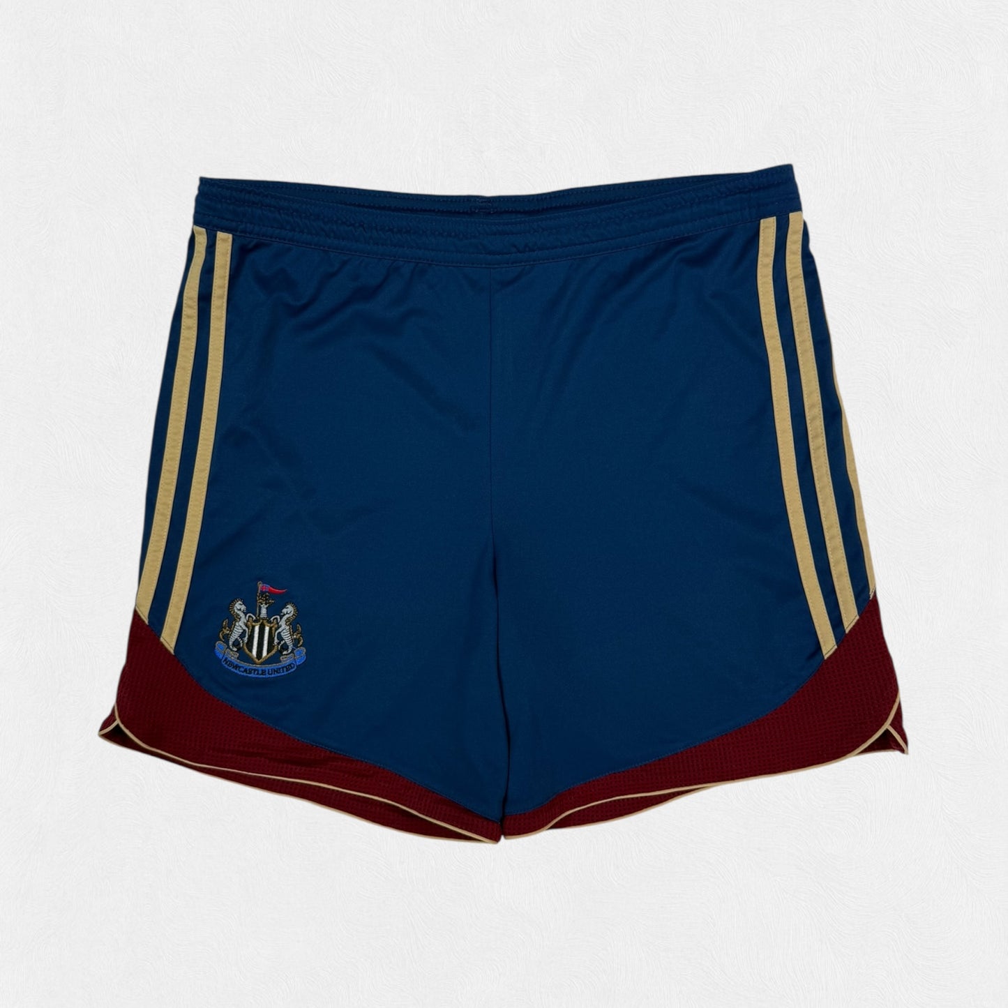 Newcastle United 2006/07 Adidas football away shorts (S)