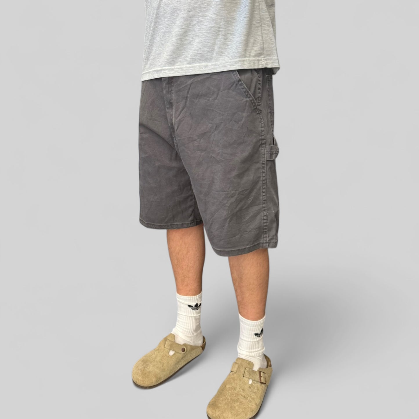 Wrangler baggy carpenter shorts (W36)