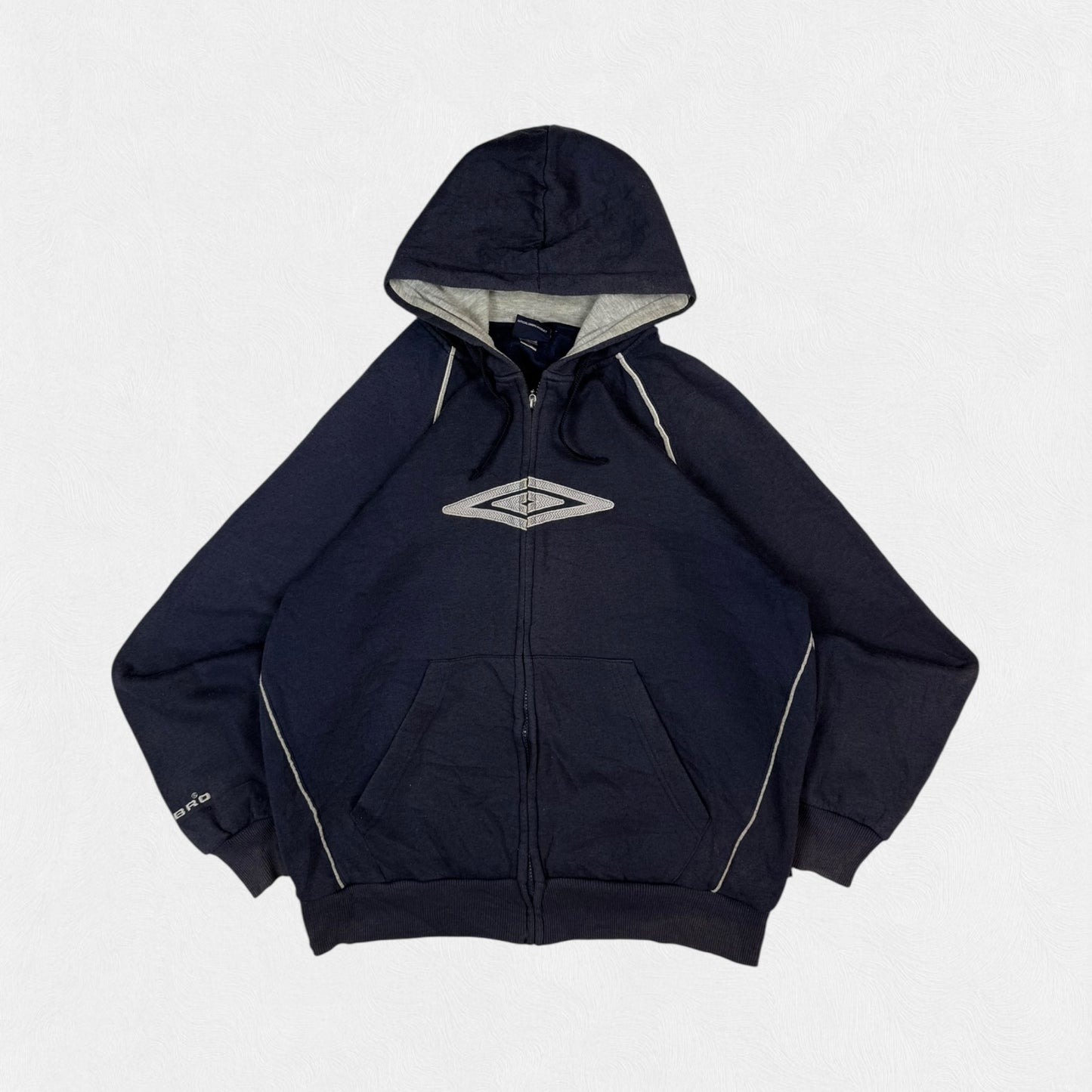 Vintage Umbro centre logo full zip hoodie (L)