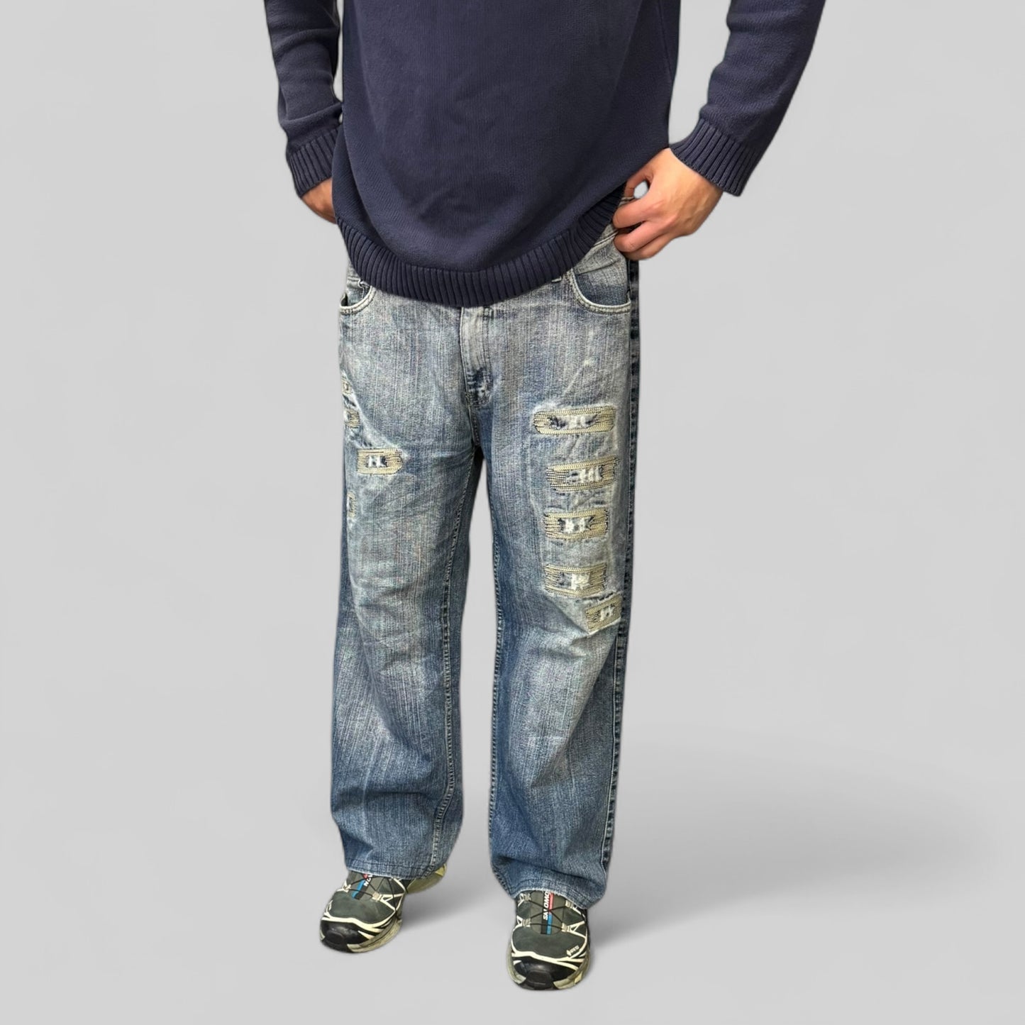 Vintage Y2K Hip hop baggy jeans (W38)