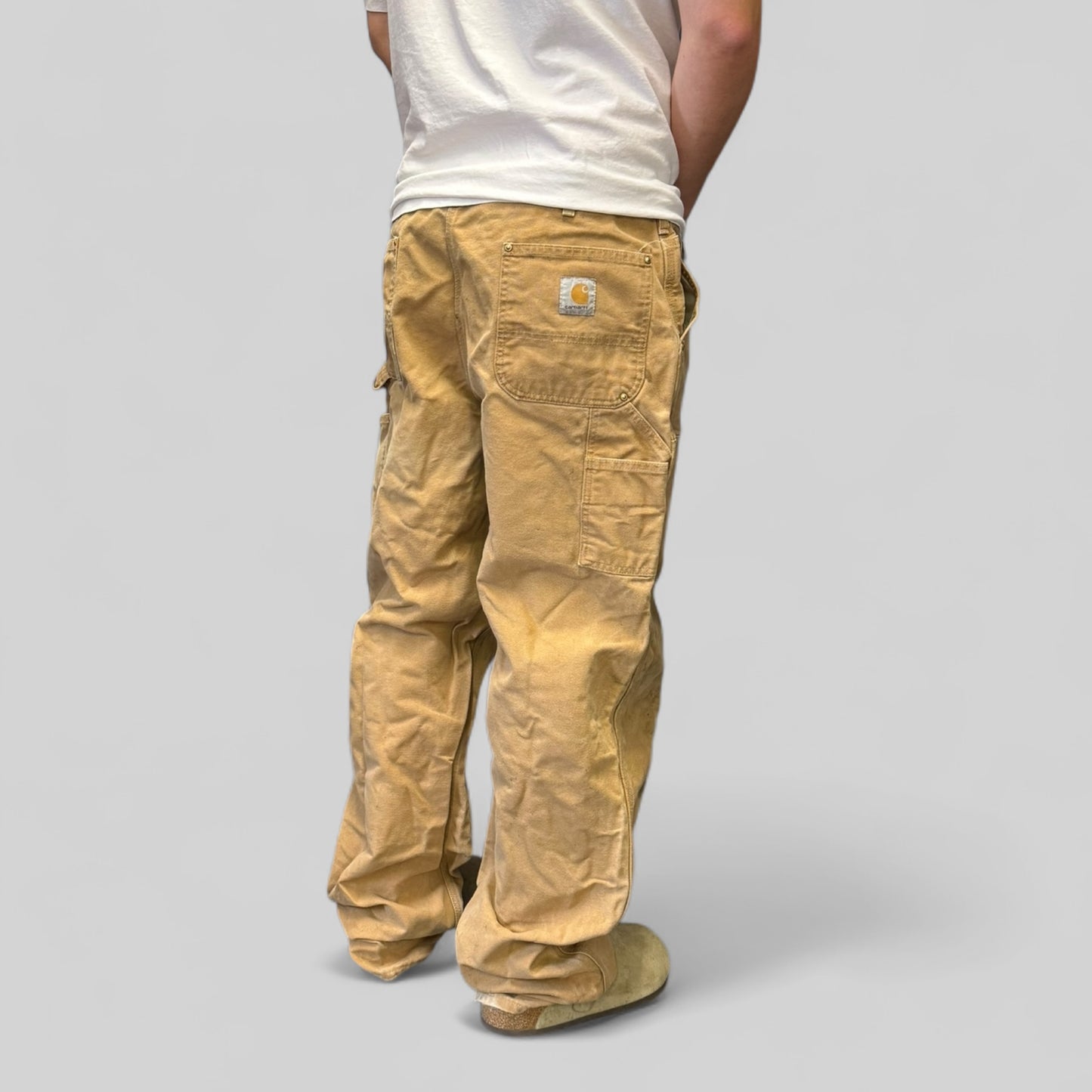 Vintage Carhartt double knee baggy carpenter pants (W36)