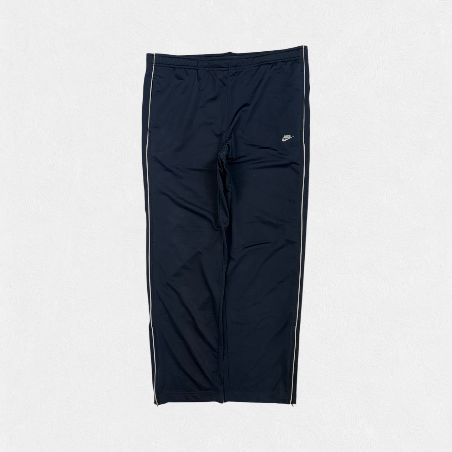 Vintage Nike baggy track pants (L)