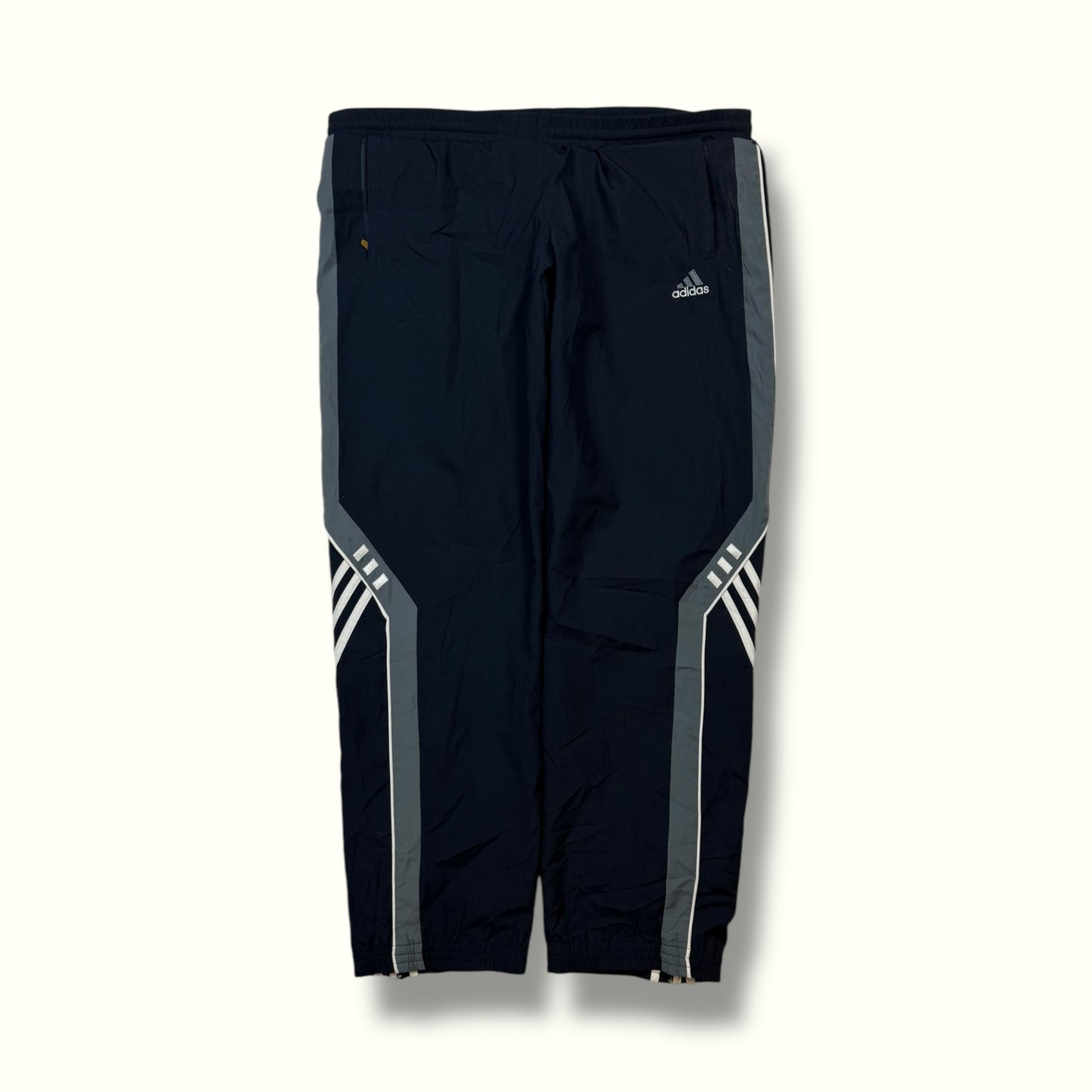 Vintage Adidas baggy track pants (XL)