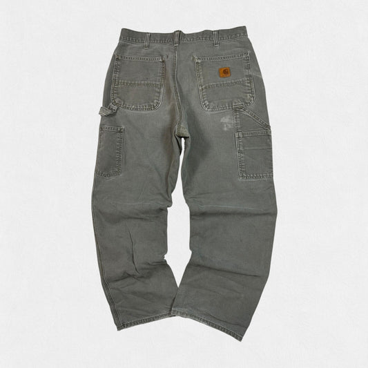 Carhartt baggy carpenter pants (W34)
