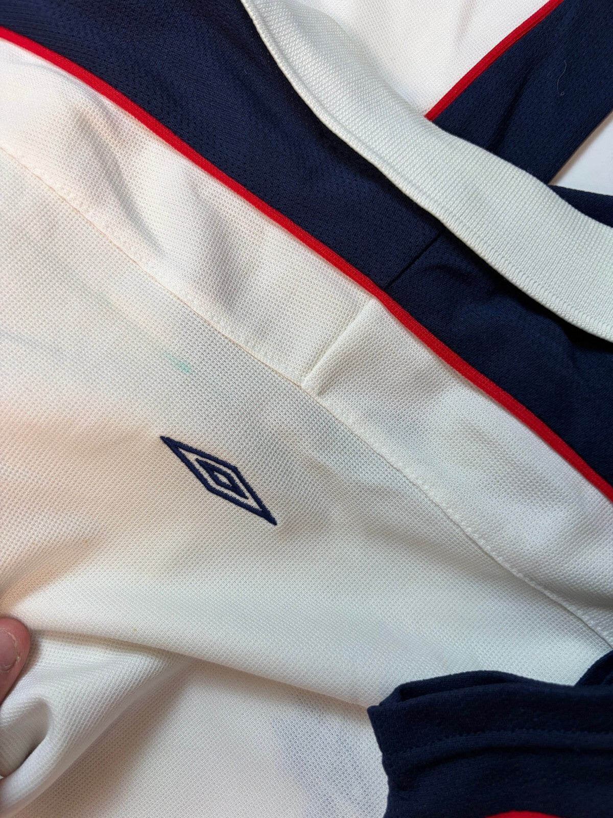 Vintage England 2001/02 Umbro training football shirt (XXL)