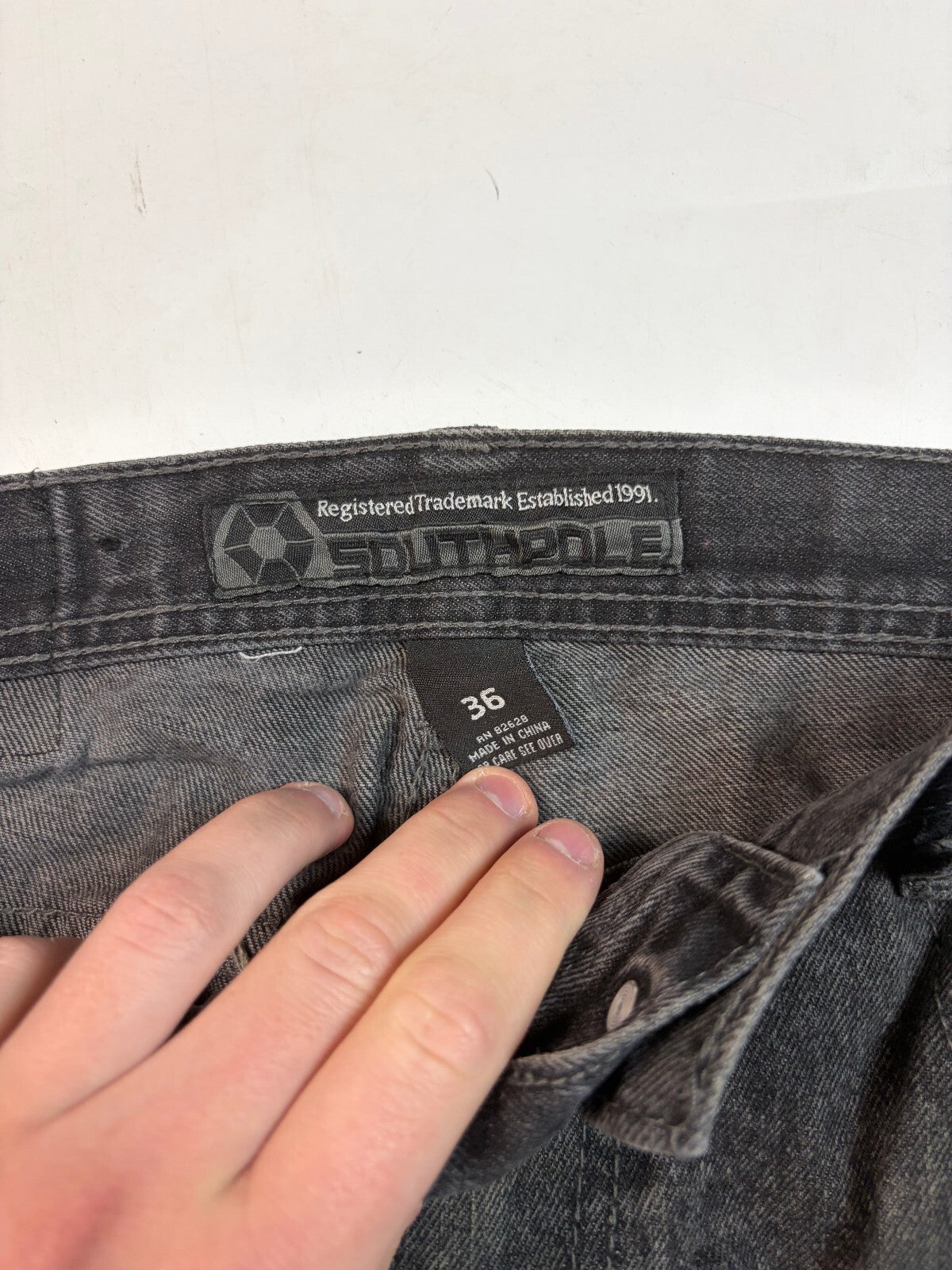 Vintage Y2K Southpole baggy hip hop jeans (W36)
