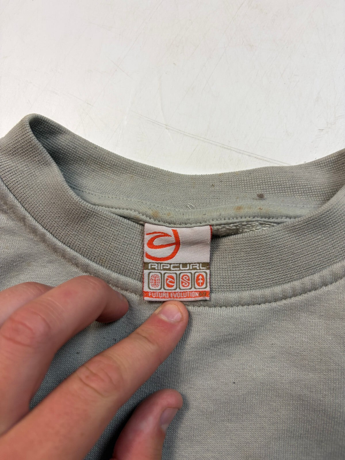 Vintage Y2K Ripcurl spell out surfwear sweatshirt (L)
