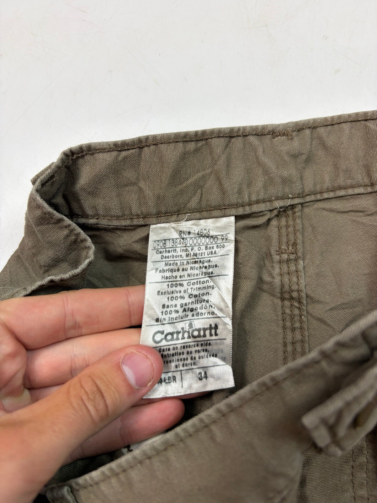 Vintage Carhartt baggy carpenter shorts (W34)