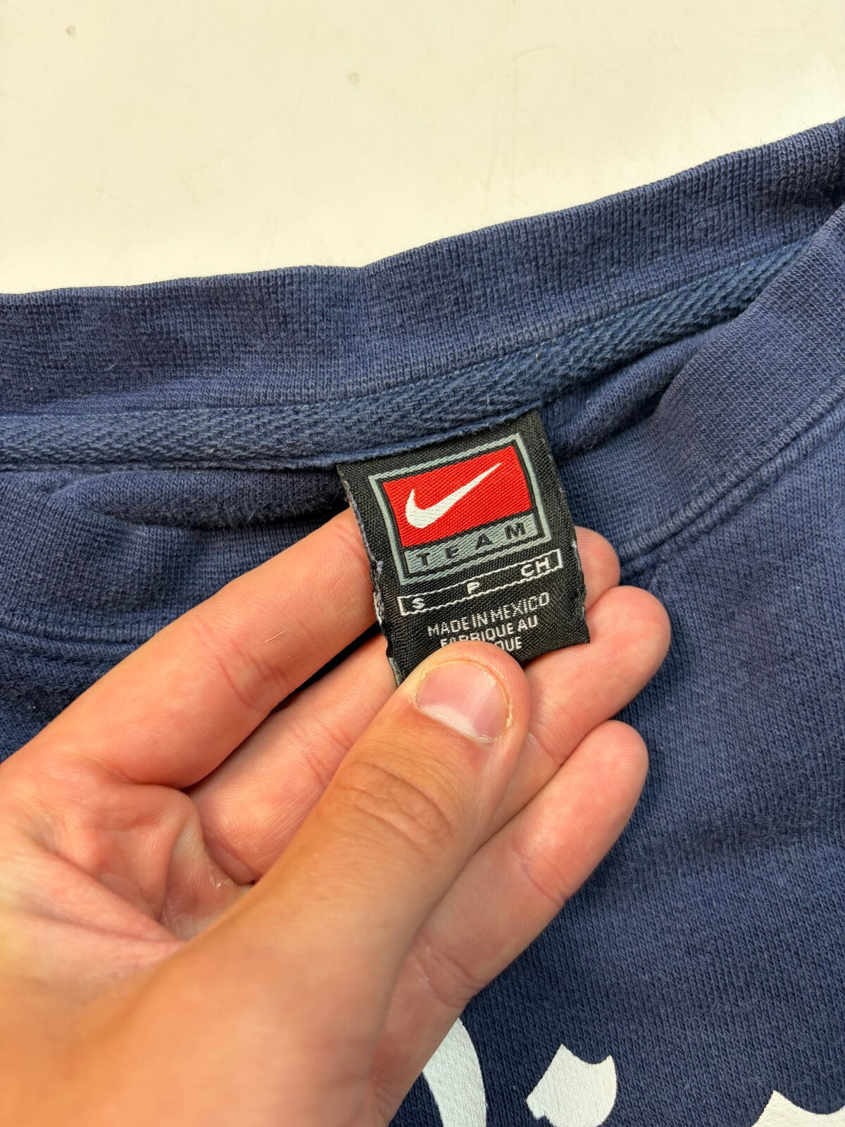 Vintage 90s Nike centre swoosh sweatshirt (M)