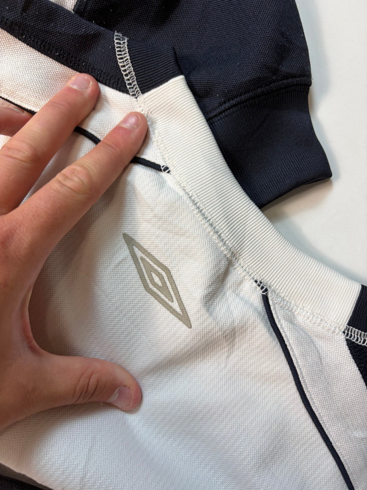 Vintage Y2K Umbro centre logo sweatshirt (M)