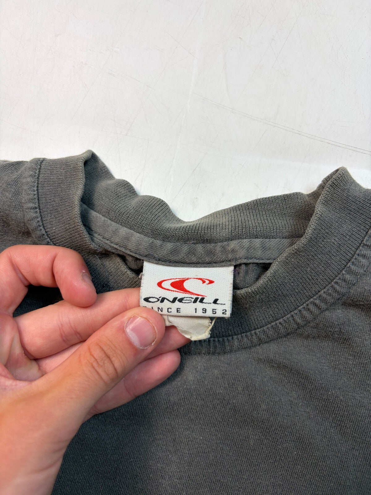 Vintage Y2K O'neill surfing graphic tee (M)
