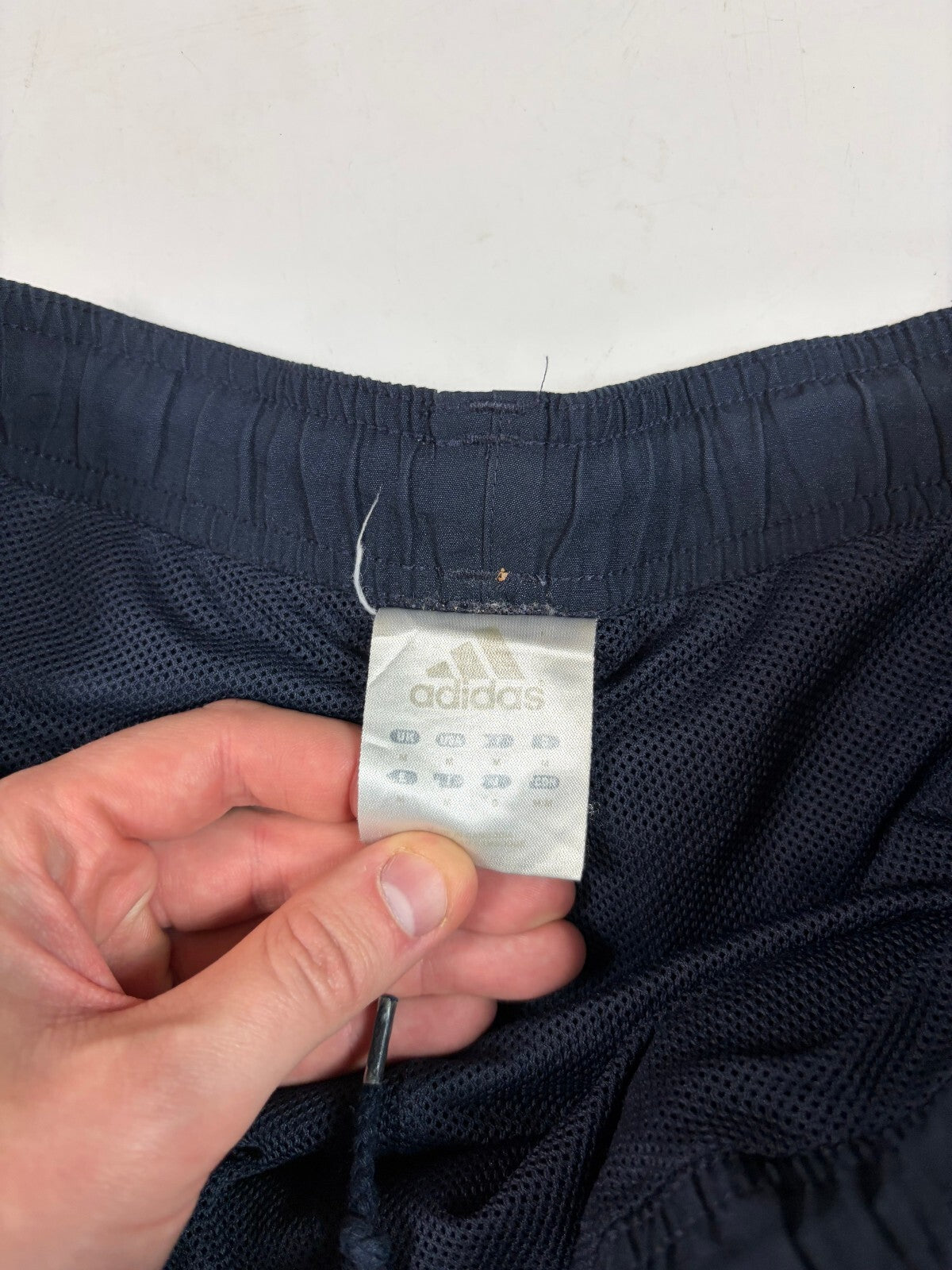 Vintage Y2K Adidas side stripe baggy track pants (M)