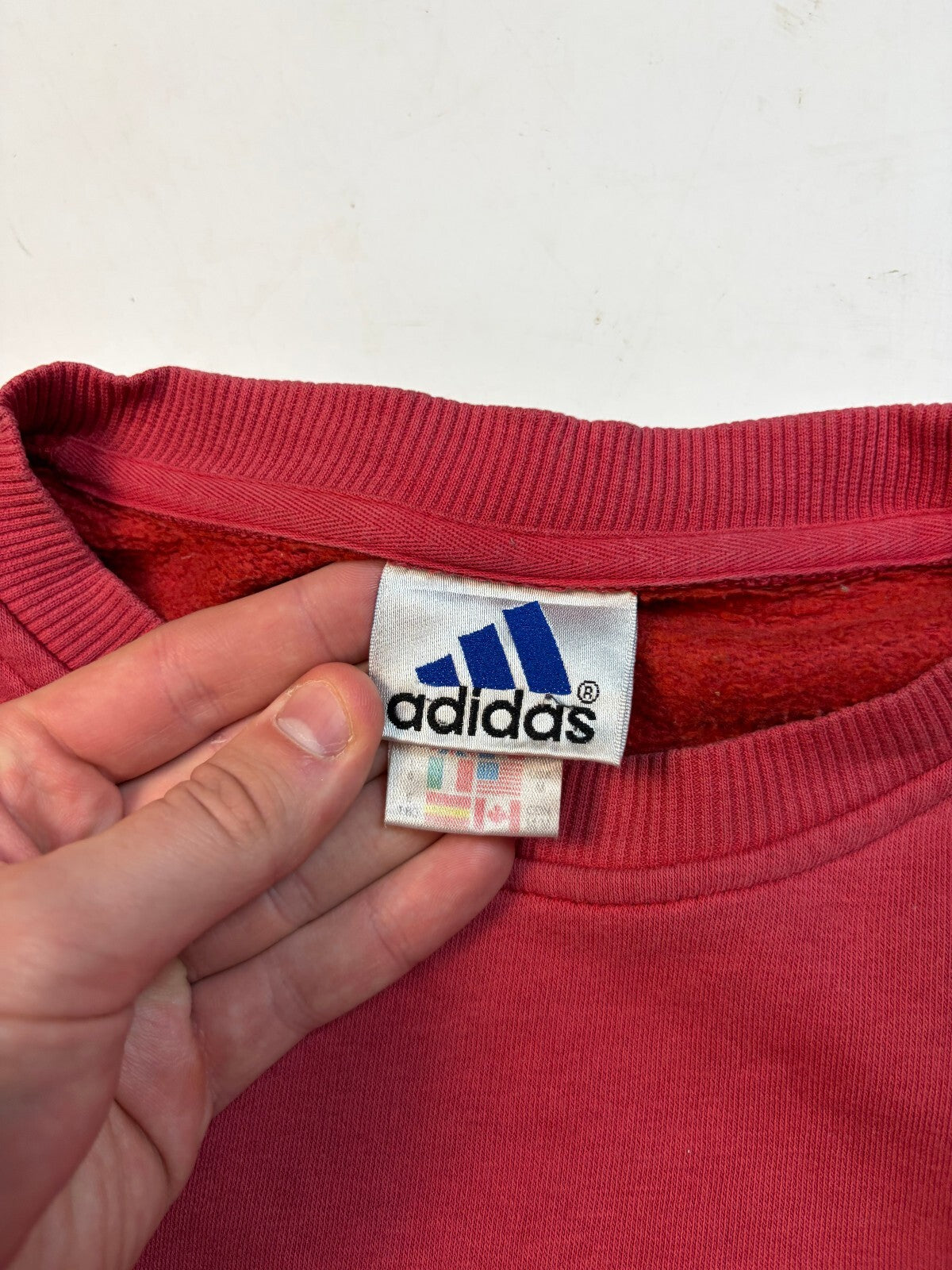 Vintage 90s Adidas centre logo sweatshirt (M)