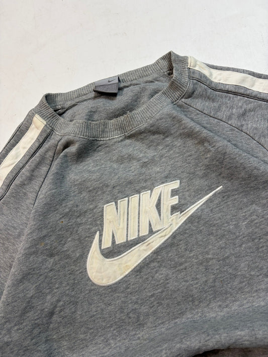 Vintage Y2K Nike spell out sweatshirt (L)