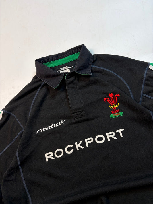 Vintage Wales 2002-04 Reebok away rugby shirt (S)