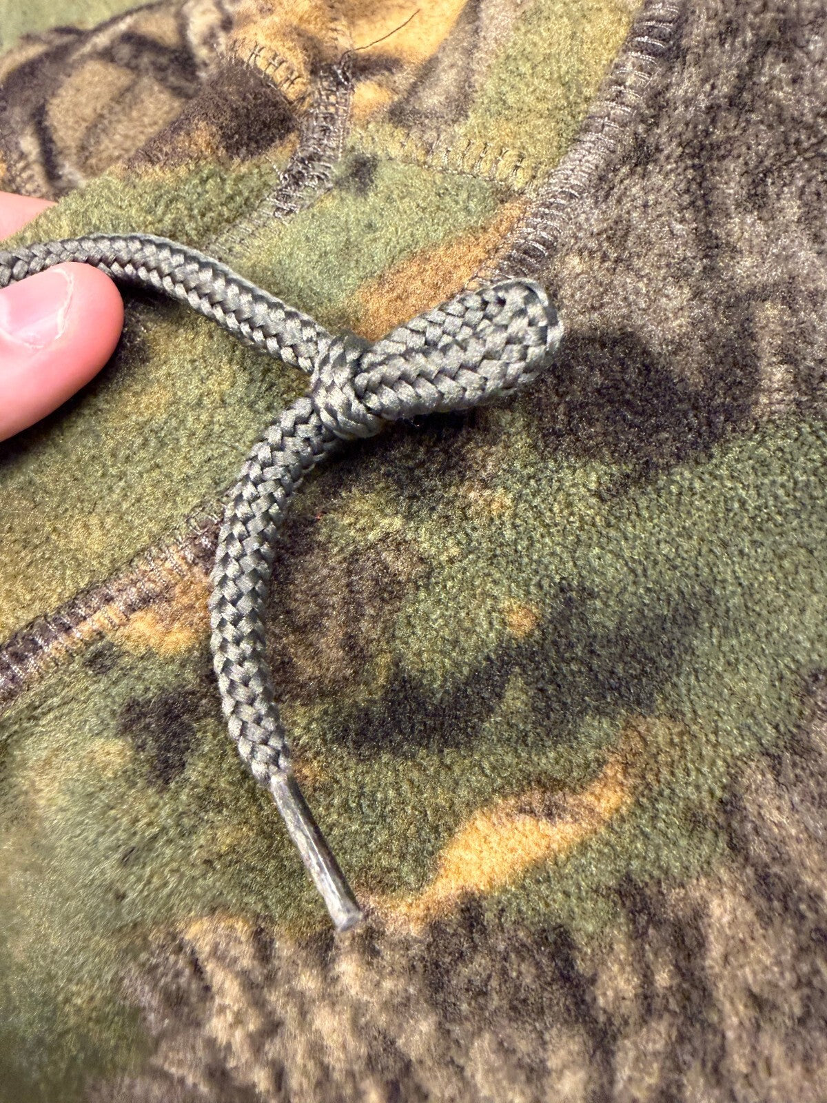 Vintage real tree camo fleece hoodie (M)
