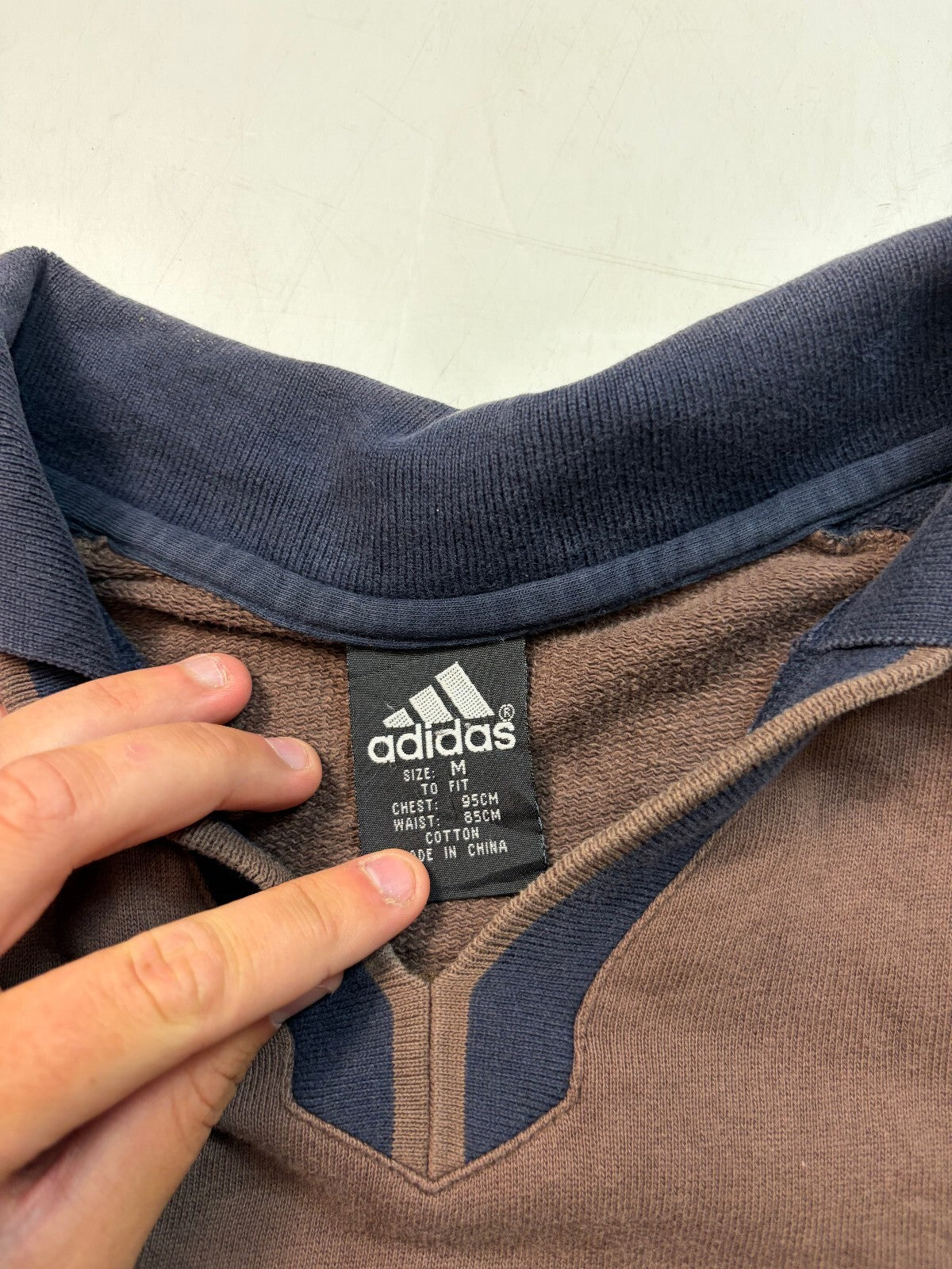 Vintage Y2K Adidas collared sweatshirt (XXL)