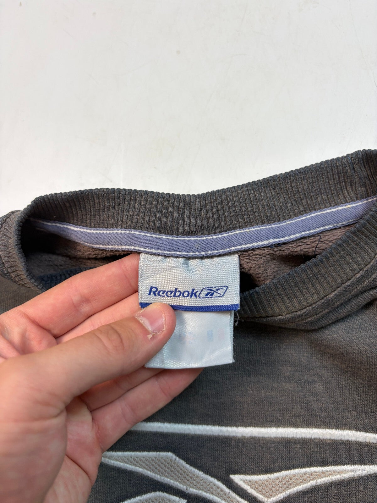 Vintage Reebok centre logo sweatshirt (M)