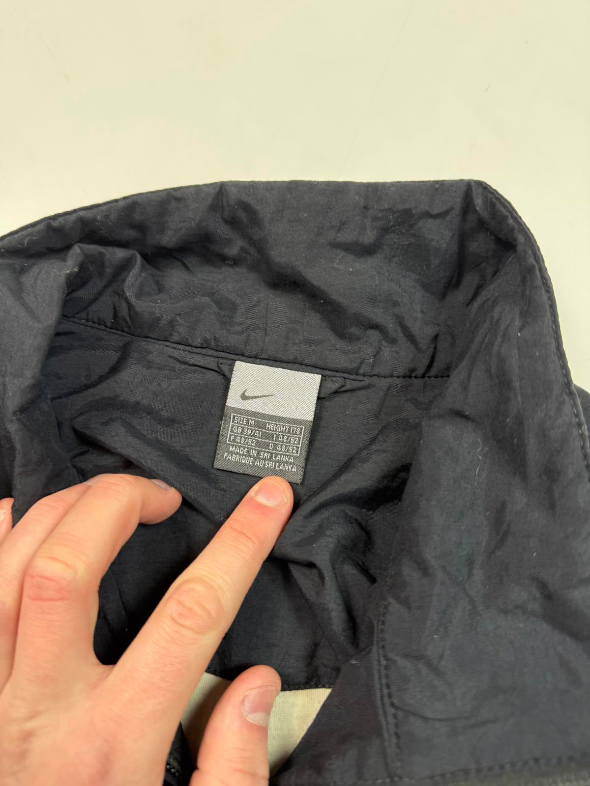 Vintage Y2K Nike track jacket (M)