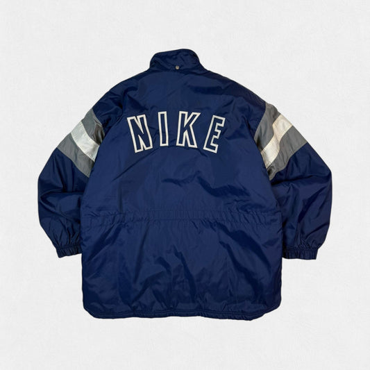 Vintage 90s Nike spell out padded jacket (XL)