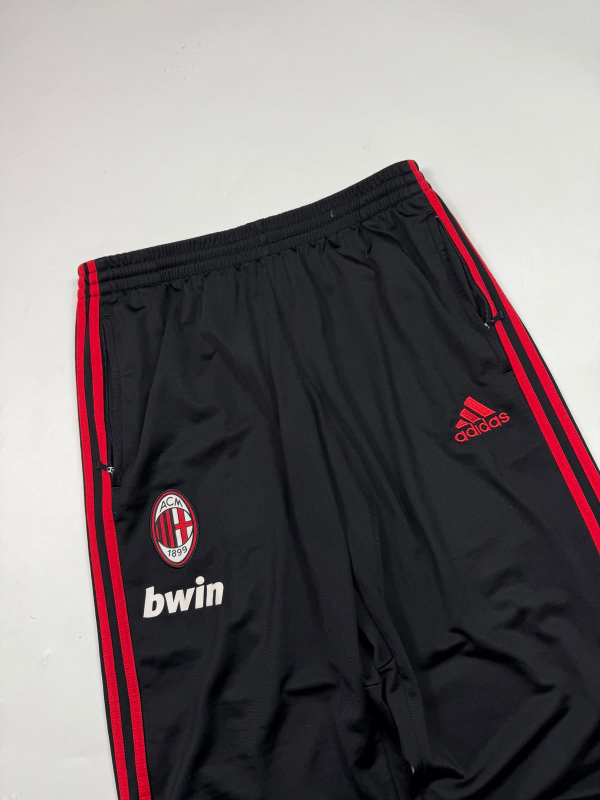 Vintage AC Milan 2010/11 Adidas baggy track pants (M)