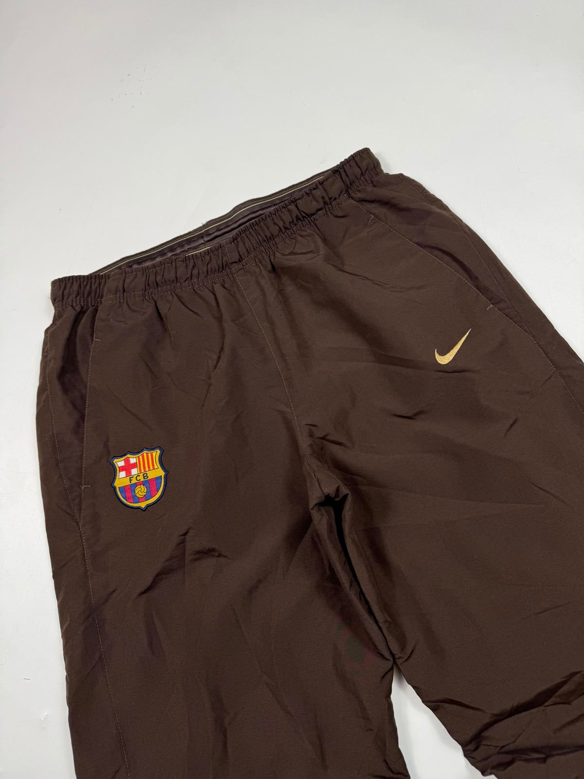 Vintage Barcelona 2008/09 Nike baggy track pants (M)