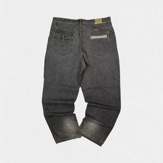 Vintage Y2K baggy hip hop Jeans (W40)
