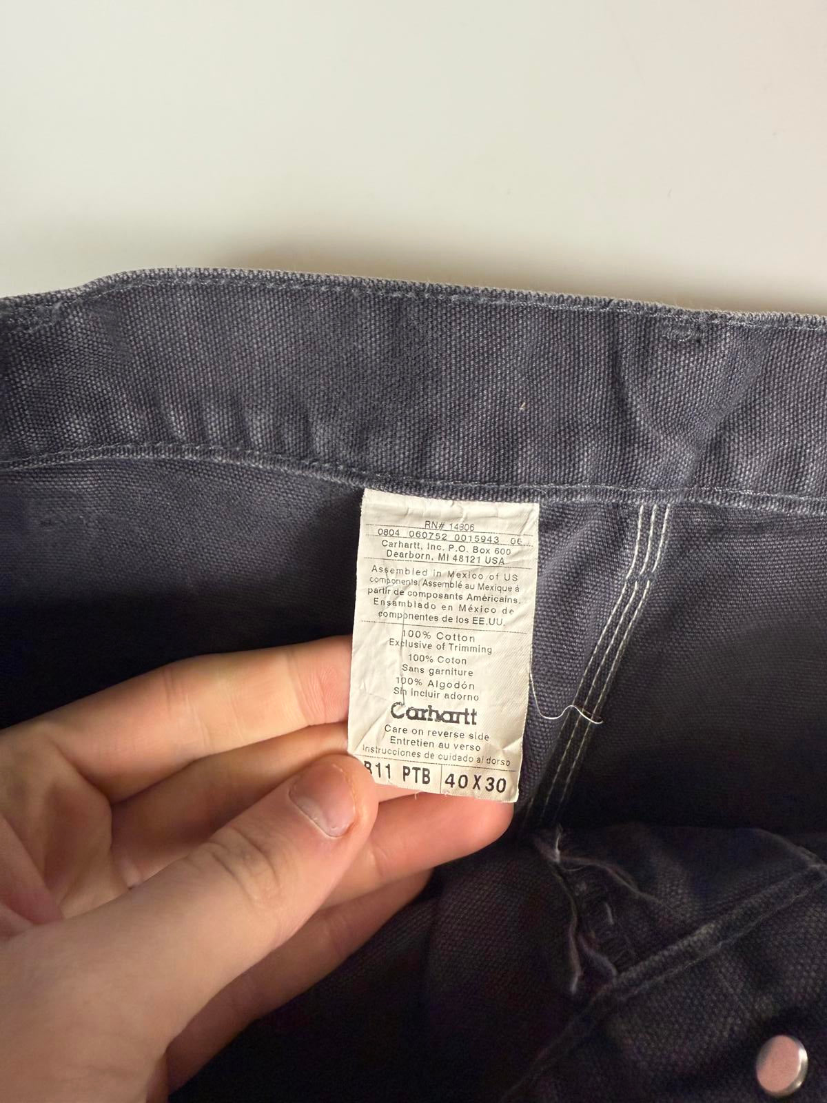 Vintage Carhartt baggy carpenter pants (W40)