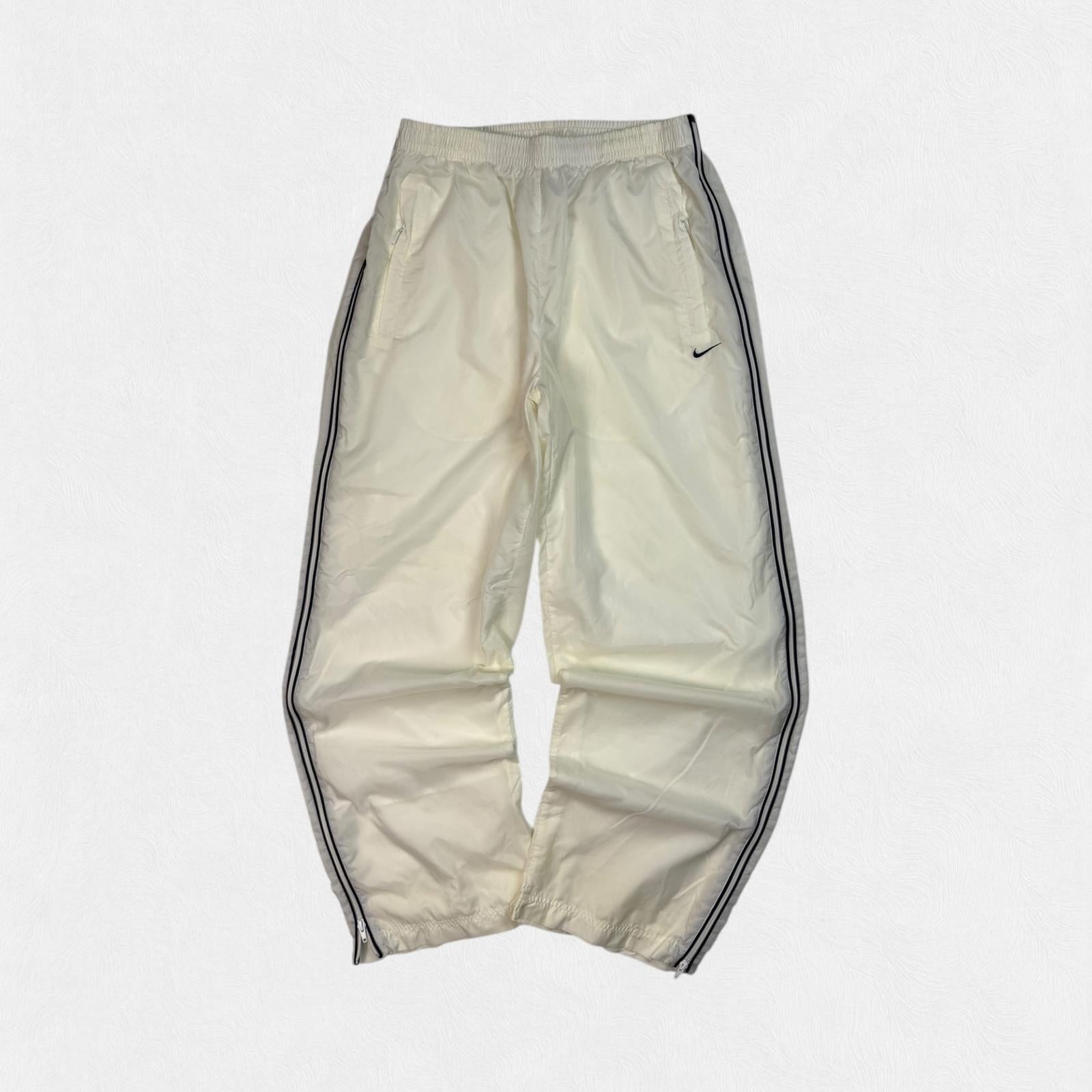 Vintage Nike baggy track pants (XL)
