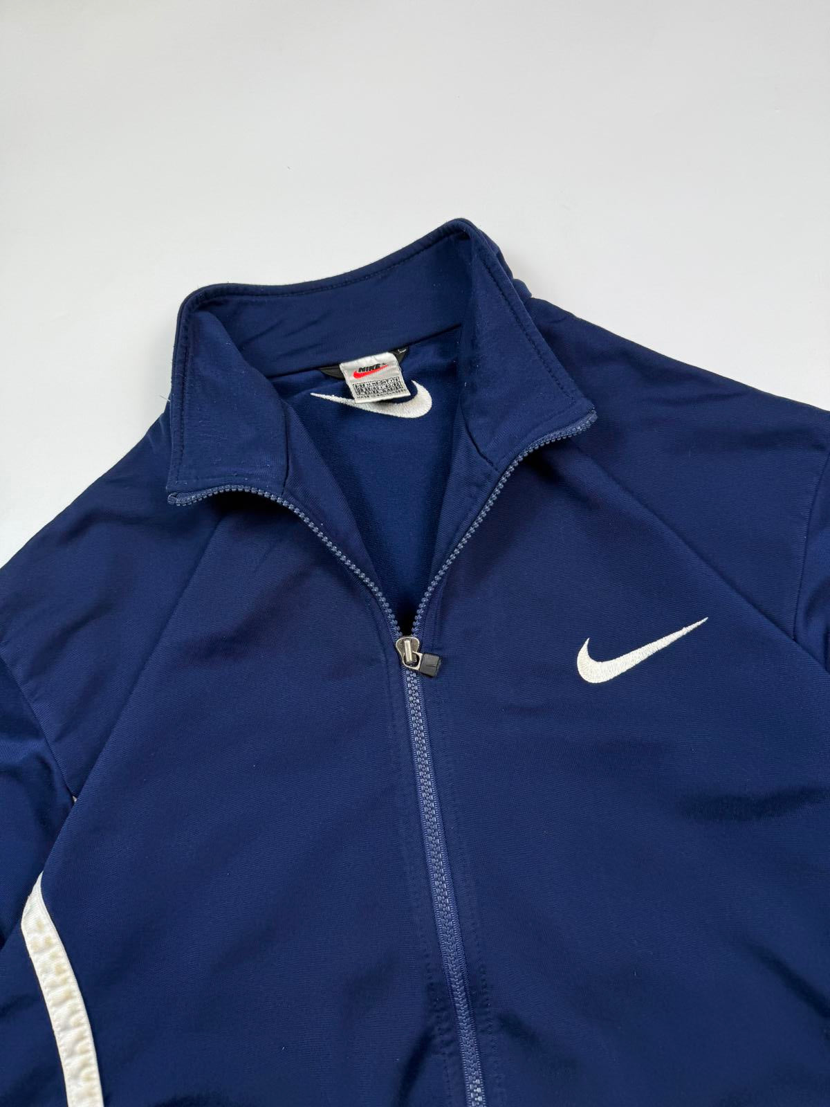 Vintage 90s Nike mini swoosh track jacket (M)