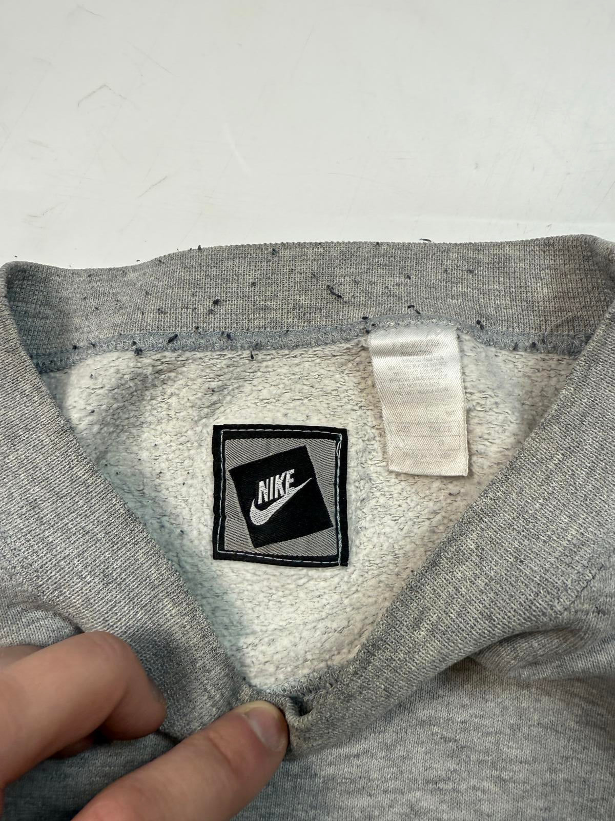 Vintage 90s Nike small logo sweatshirt (L)
