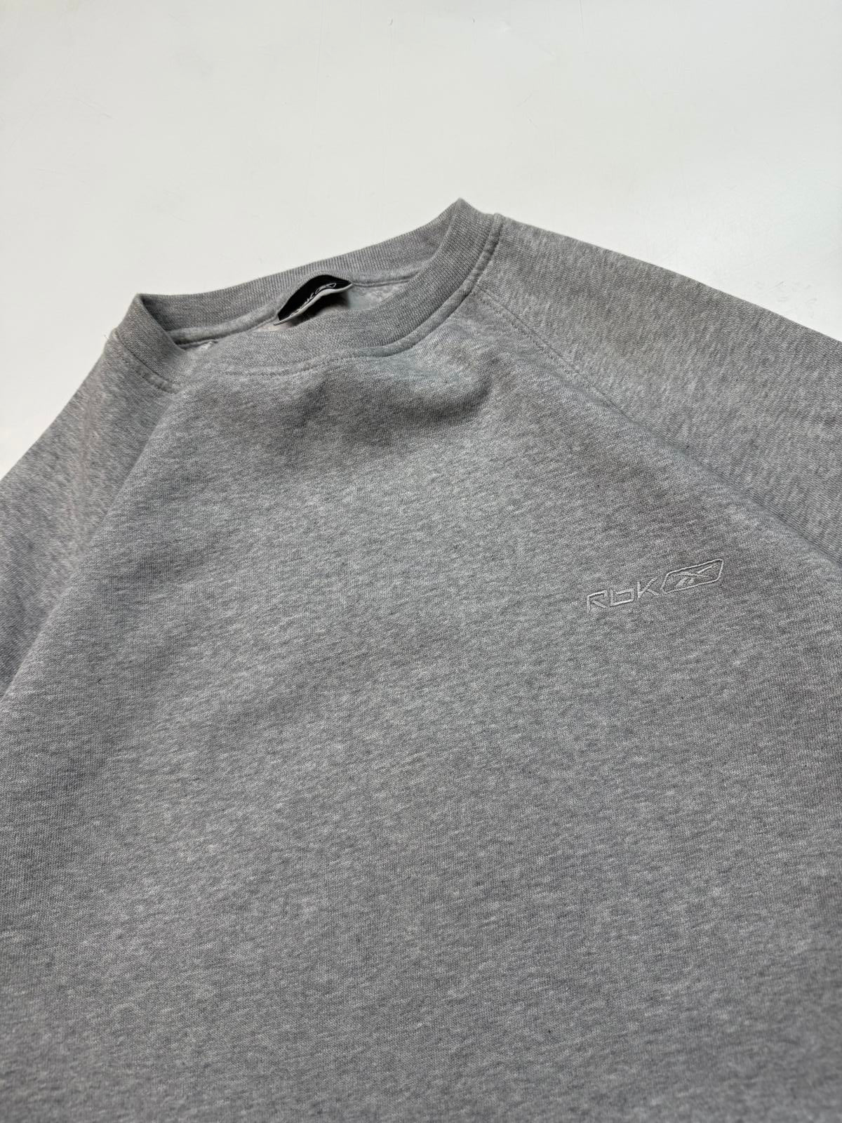 Vintage Reebok blank crewneck sweatshirt (XL)