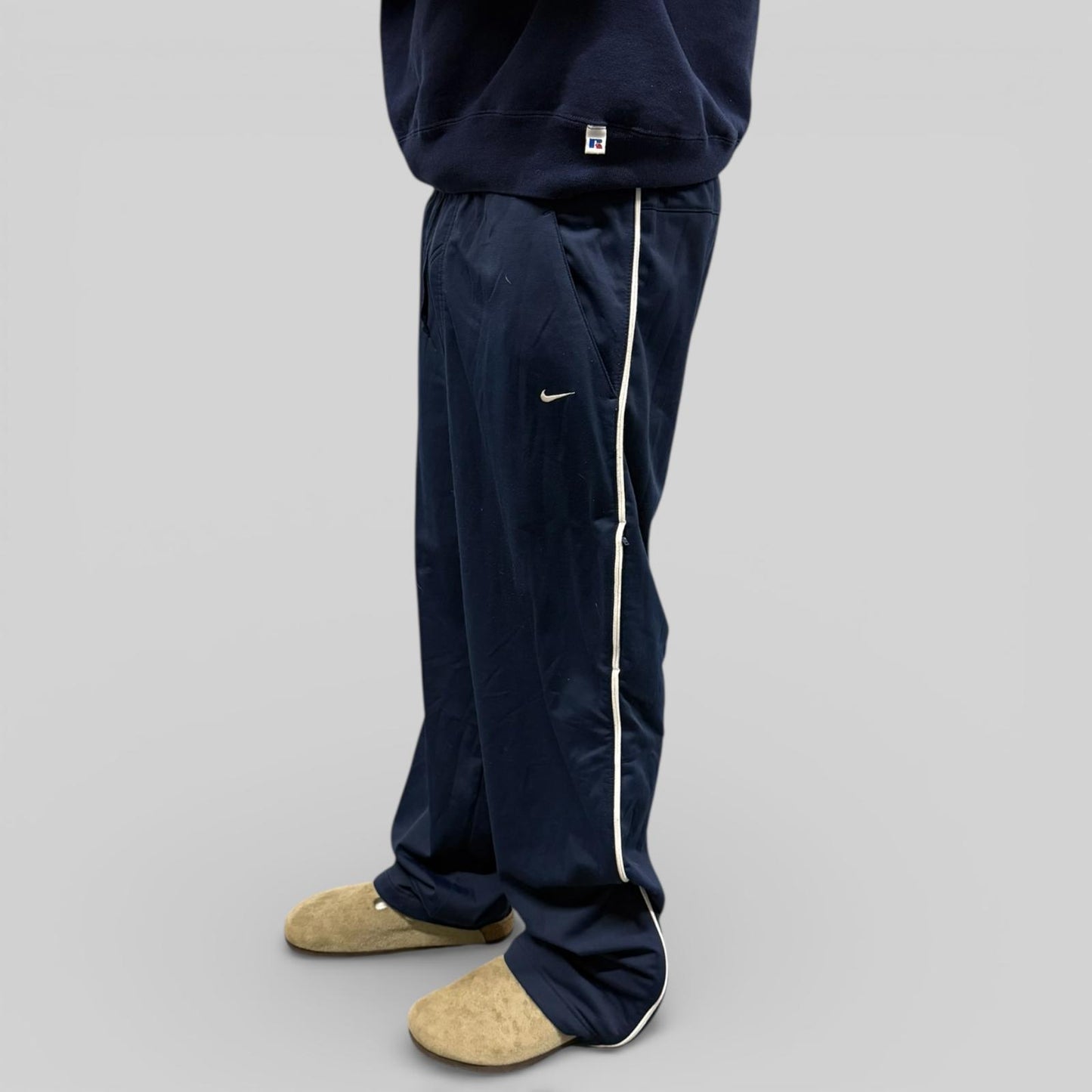 Vintage Nike baggy track pants (L)