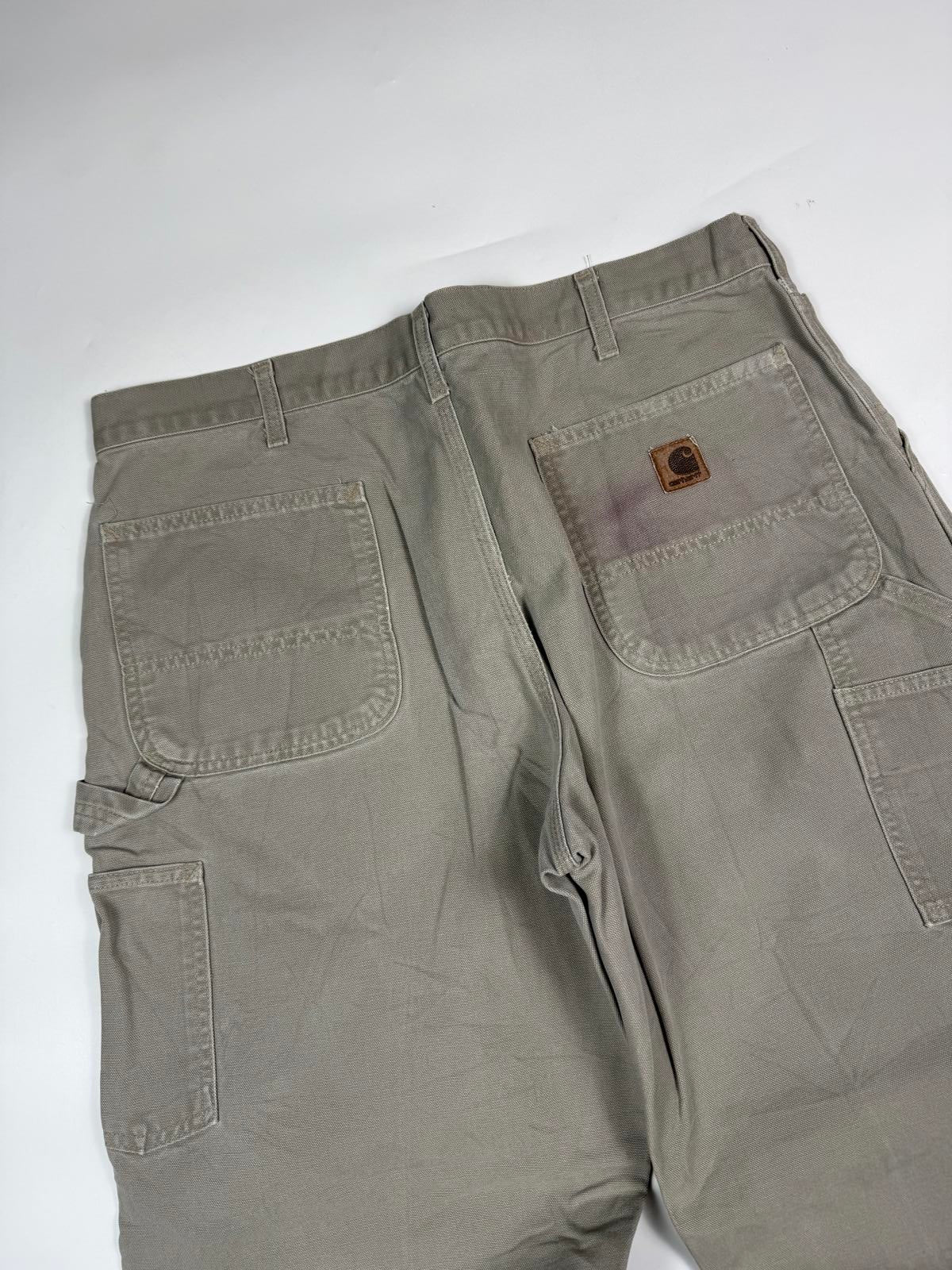 Vintage Carhartt baggy carpenter pants (W36)