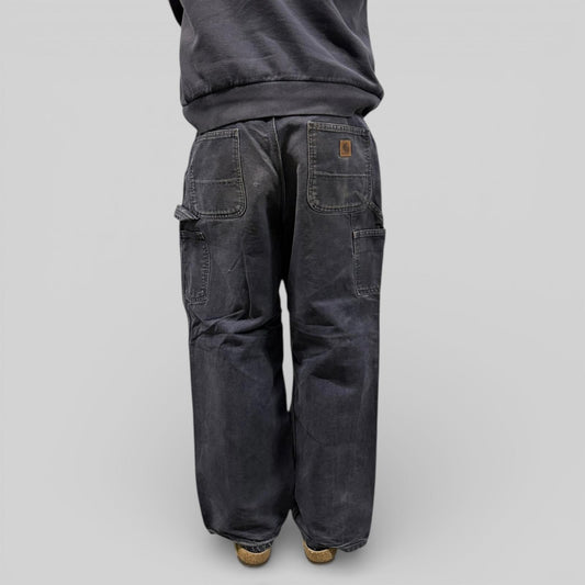 Carhartt baggy carpenter pants (W34)