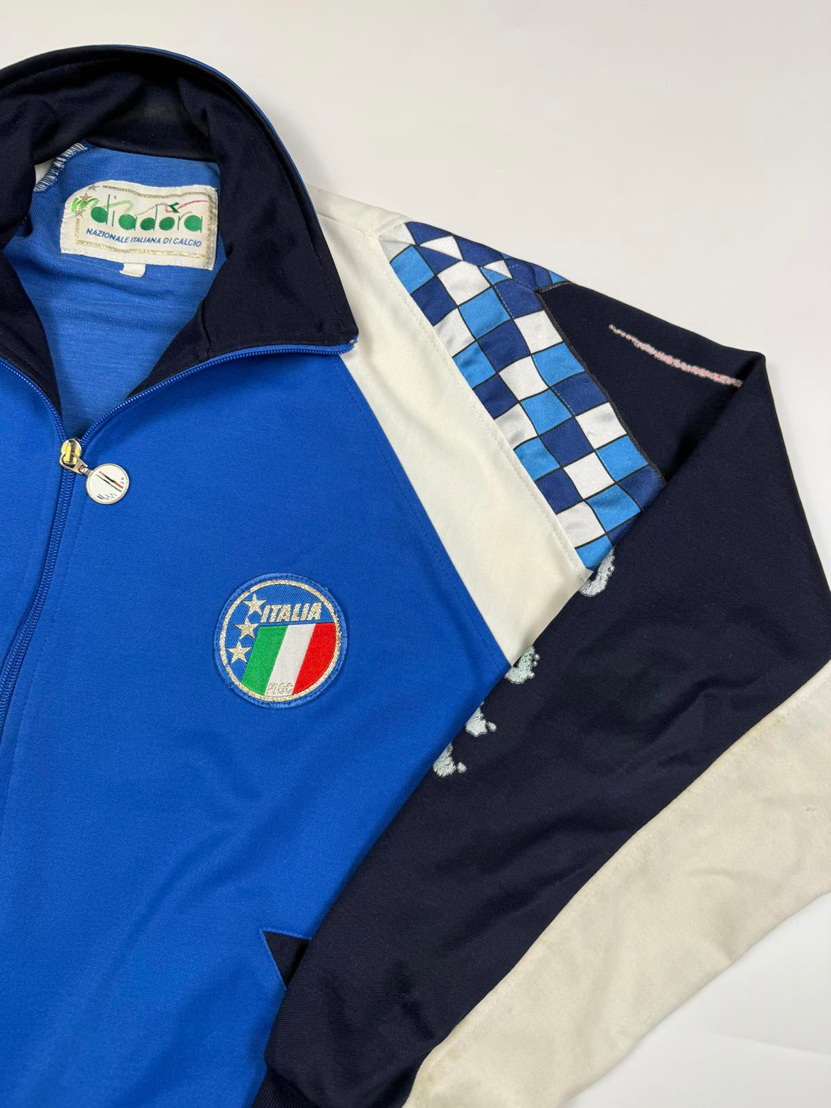 Vintage Italy 1990-92 Diadora football track jacket (M)