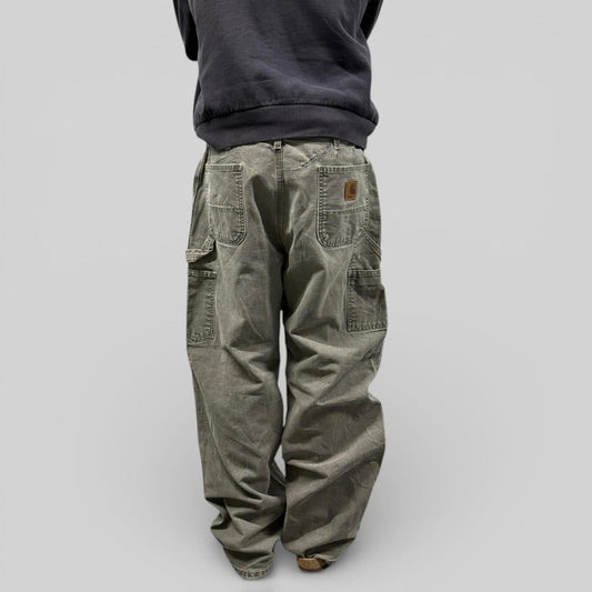 Carhartt baggy carpenter pants (W36)