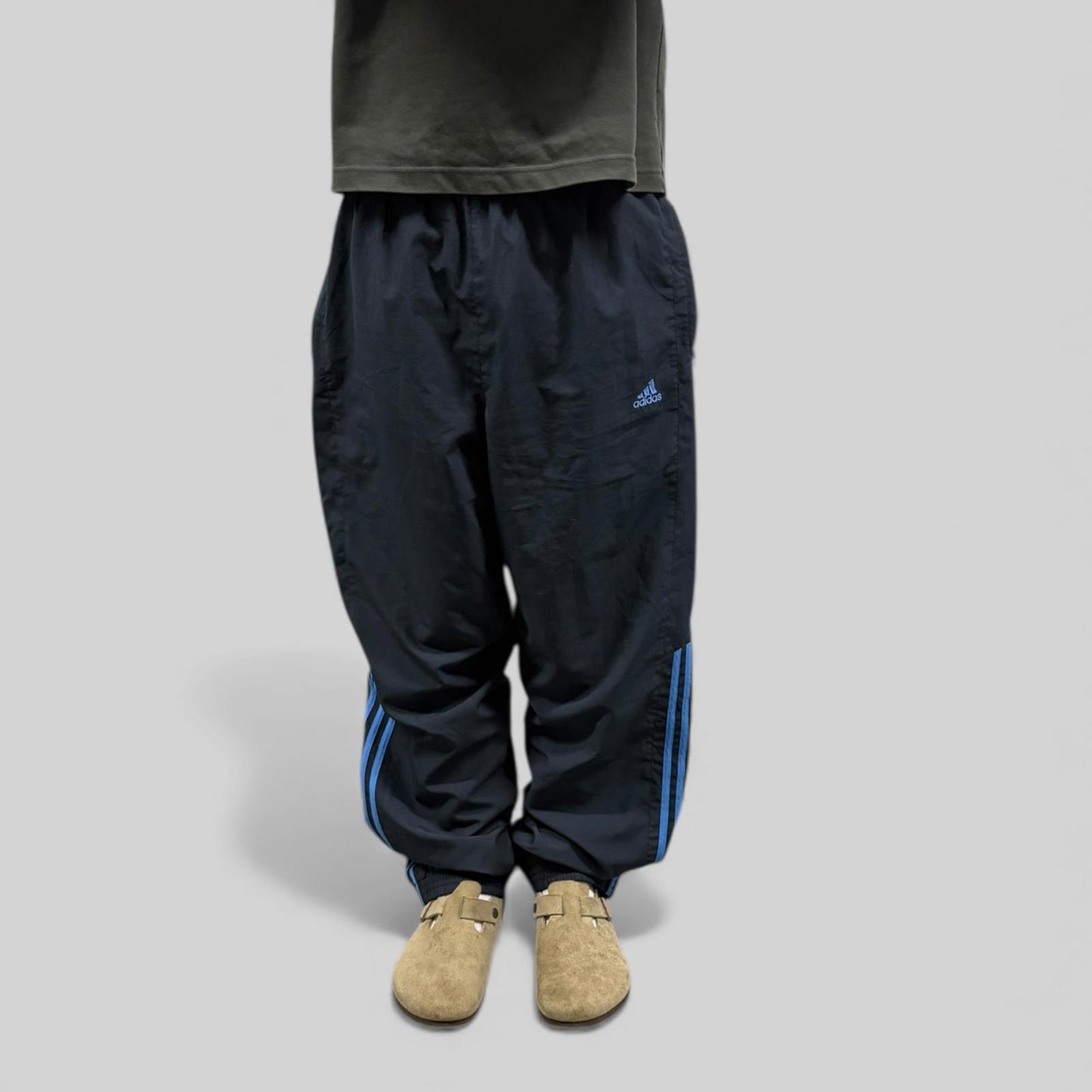 Vintage Adidas baggy track pants (XL)
