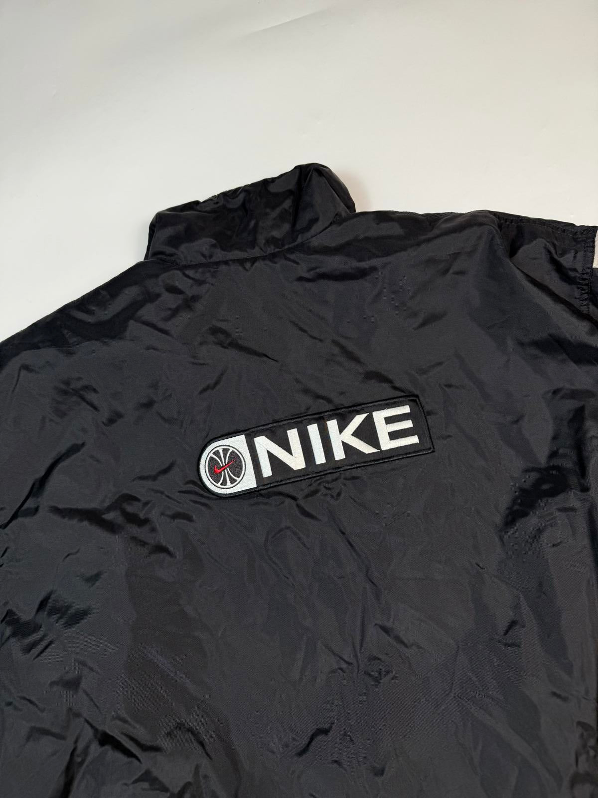 Vintage 90s Nike winter jacket (L)