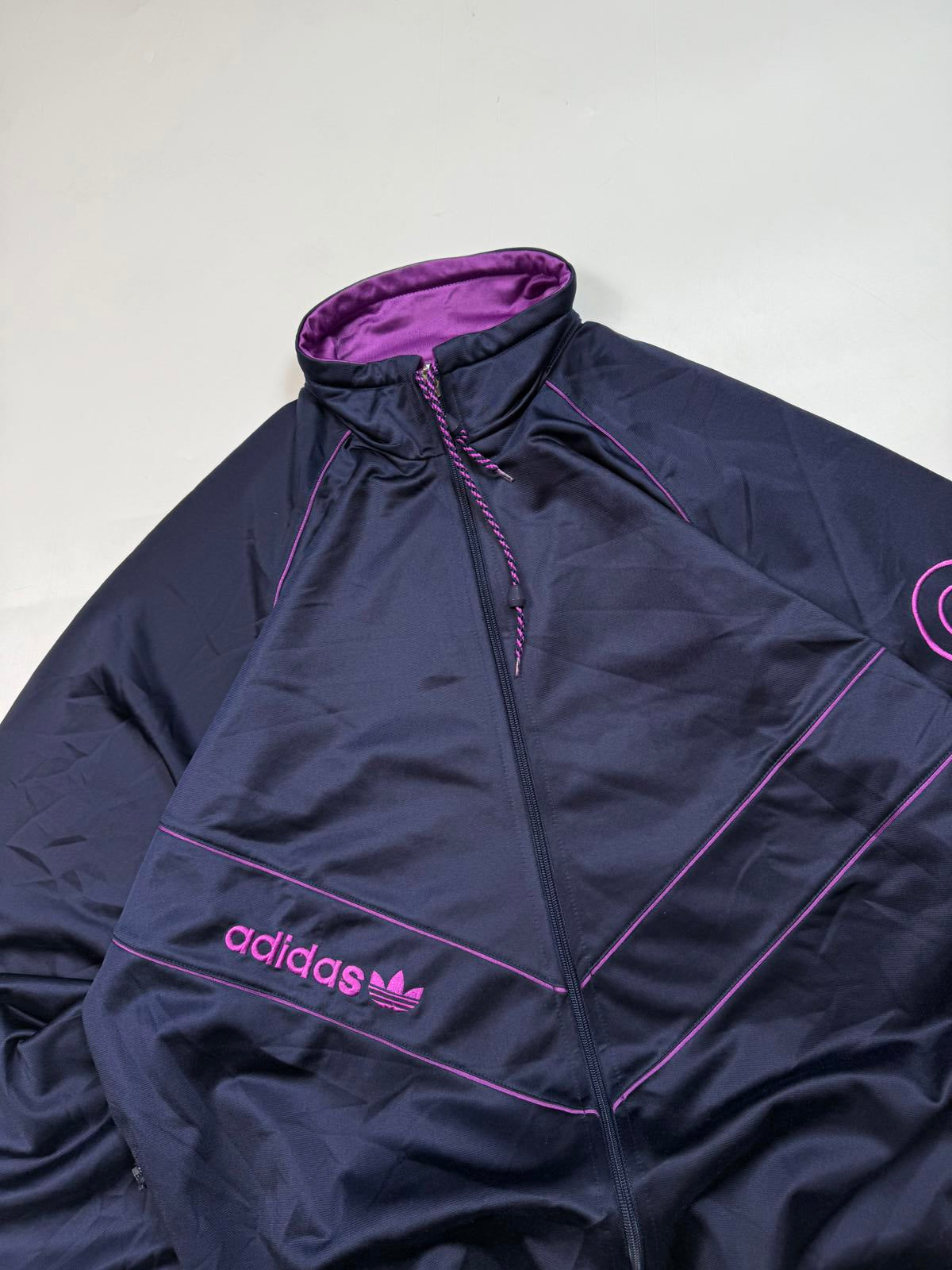 Vintage 80s adidas originals track jacket (XL)