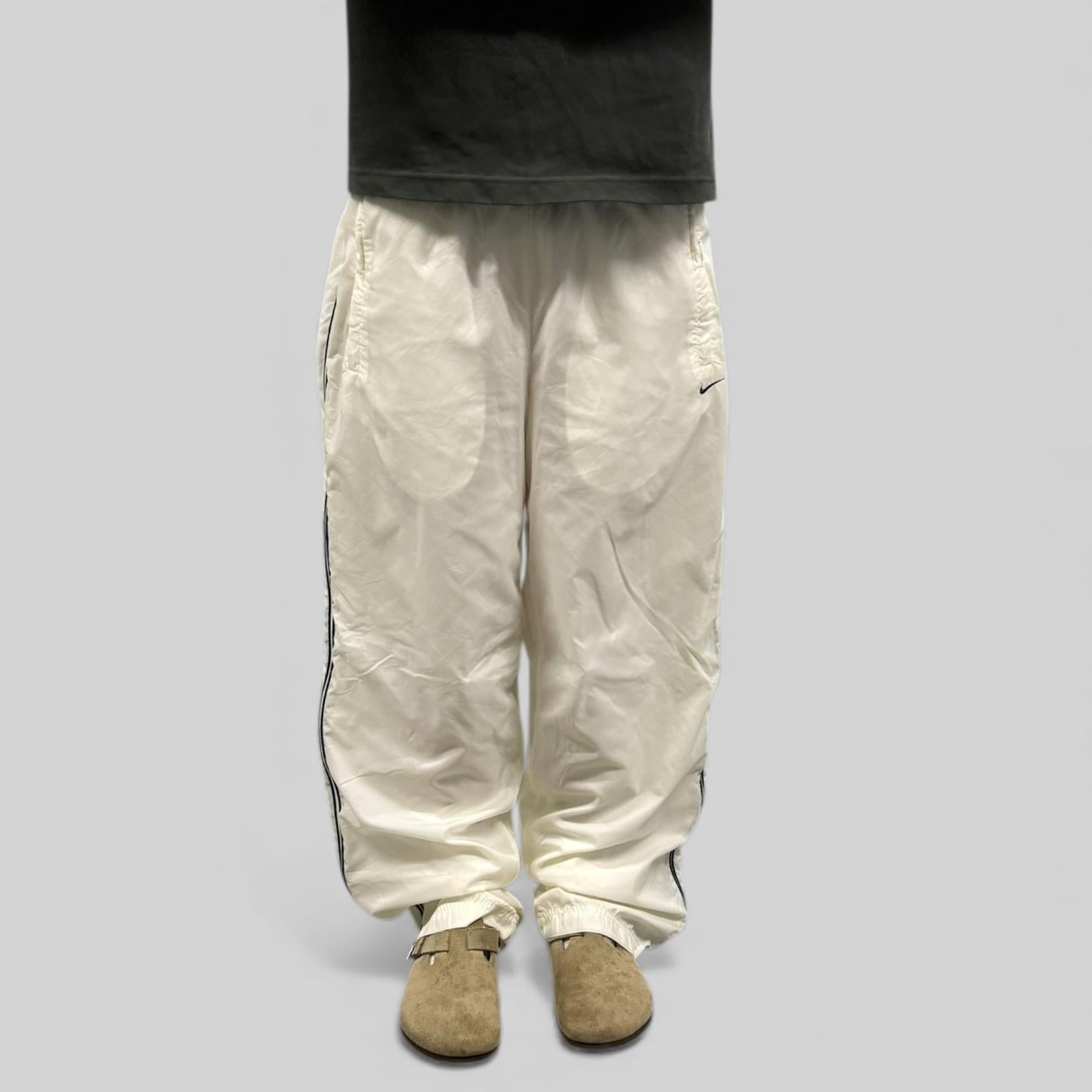 Vintage Nike baggy track pants (XL)