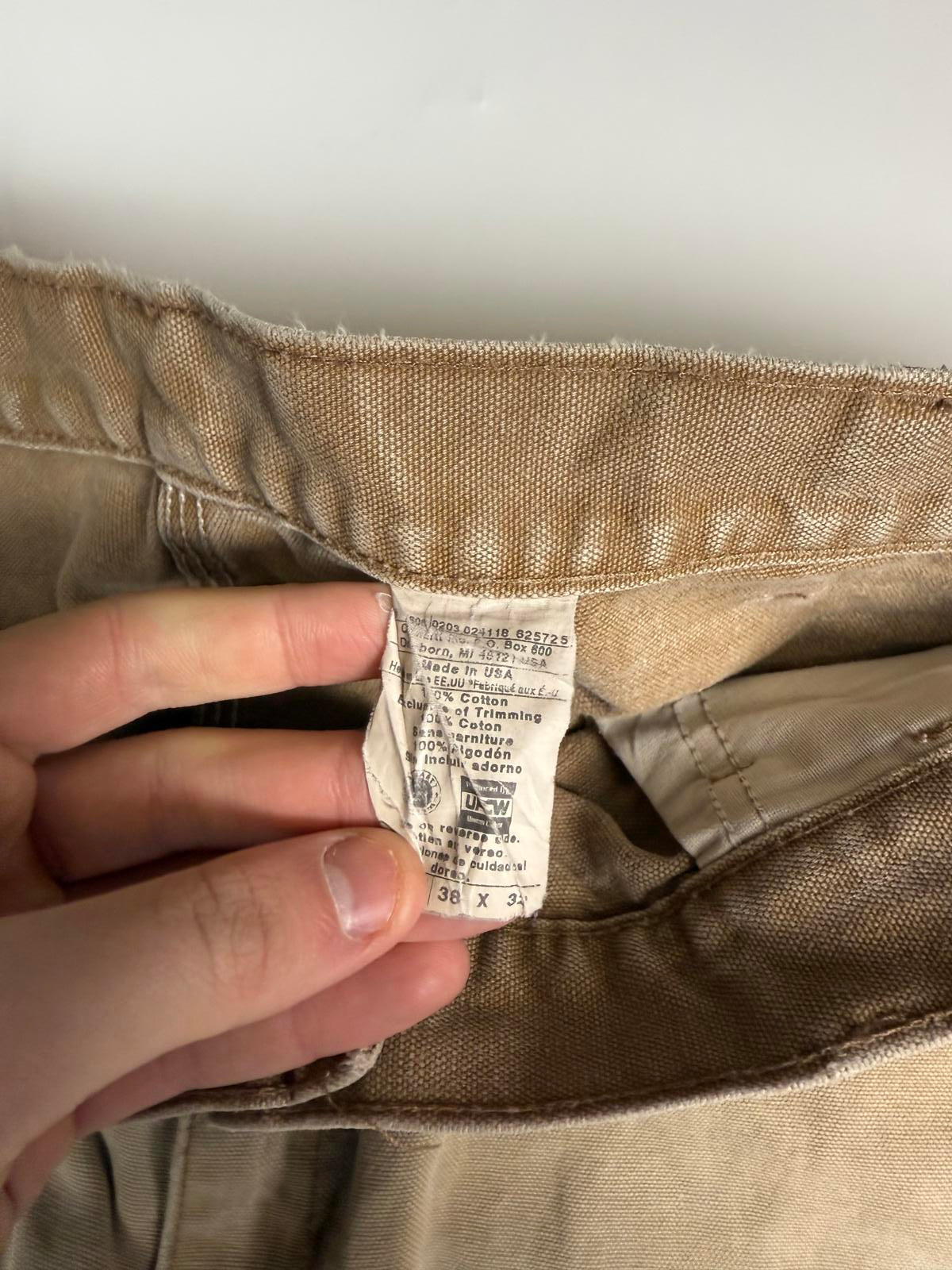 Vintage Carhartt baggy carpenter pants (W36)