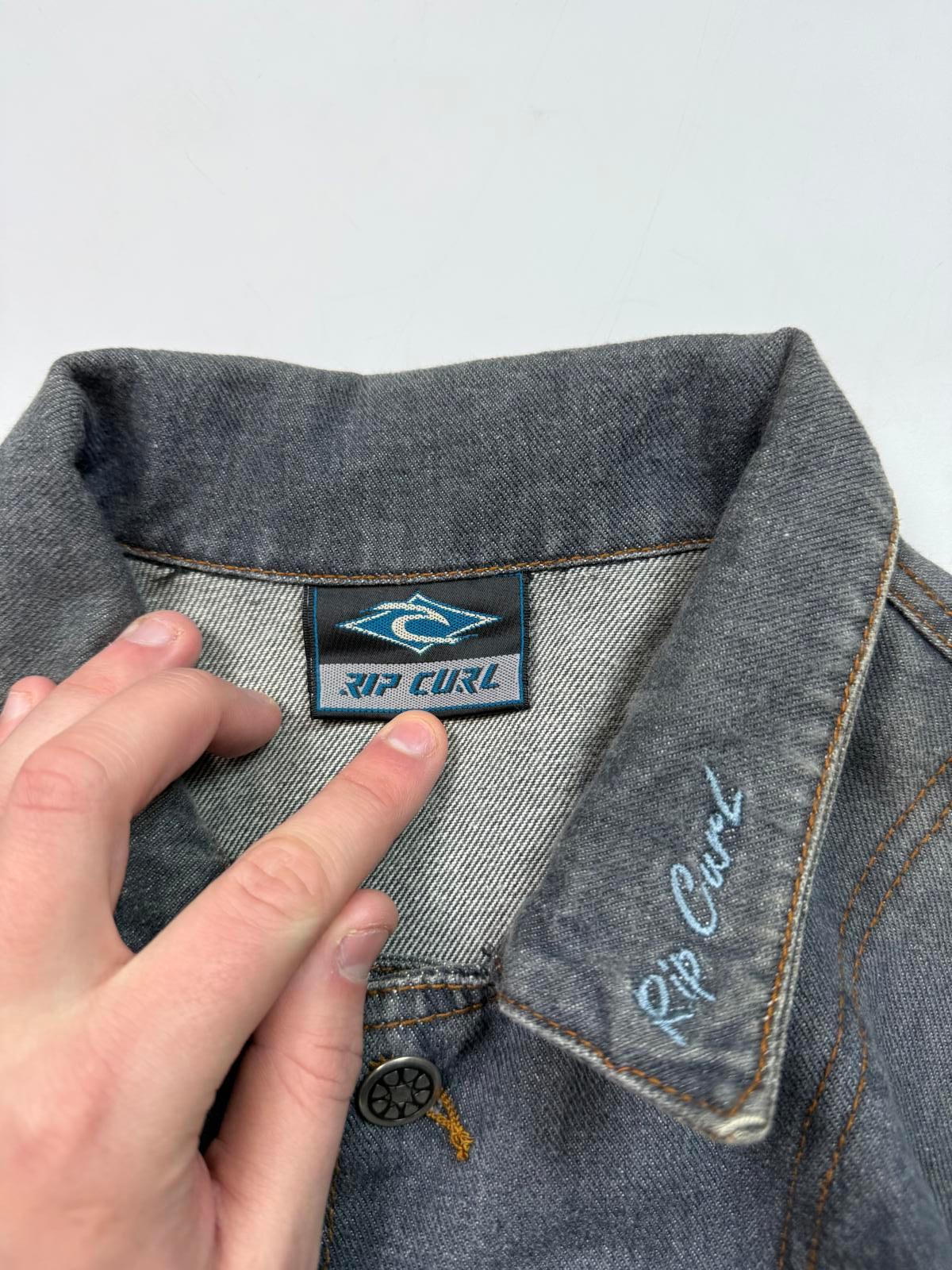 Vintage Rip curl denim jean jacket (M)