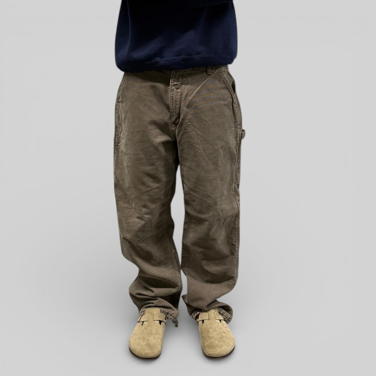 Vintage Carhartt baggy carpenter pants (W36)