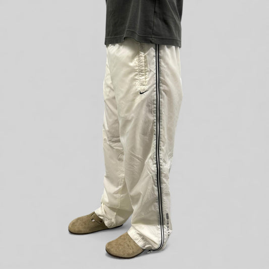 Vintage Nike baggy track pants (XL)